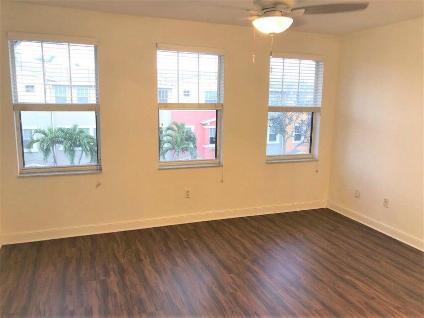 CITYSIDE CONDO - Residential Lease