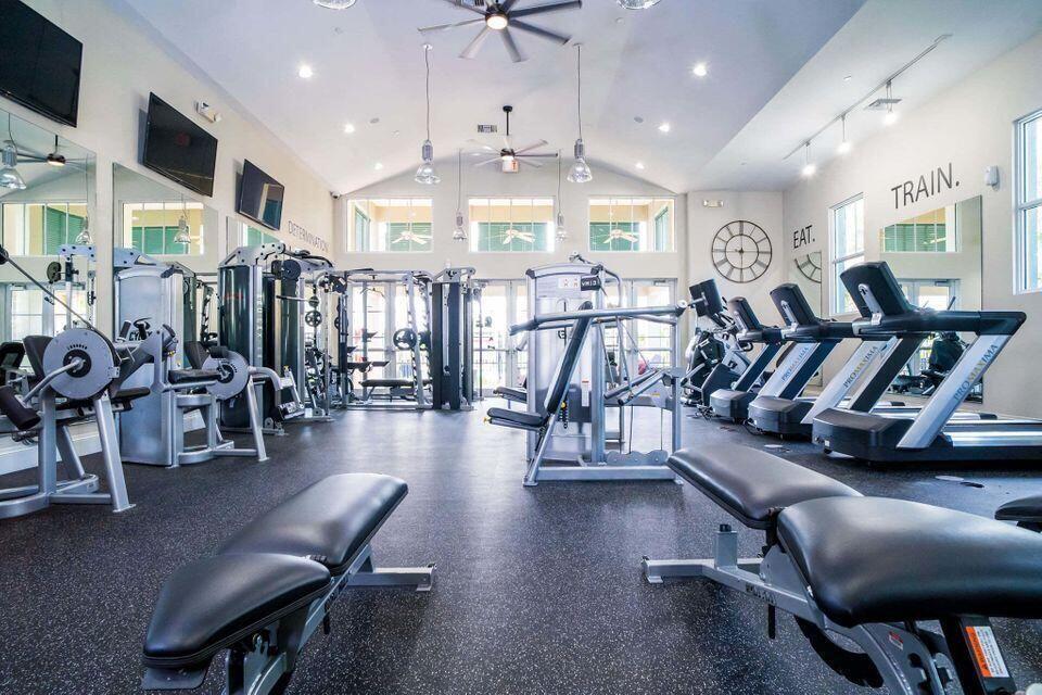 CITYSIDE CONDO - Residential Lease