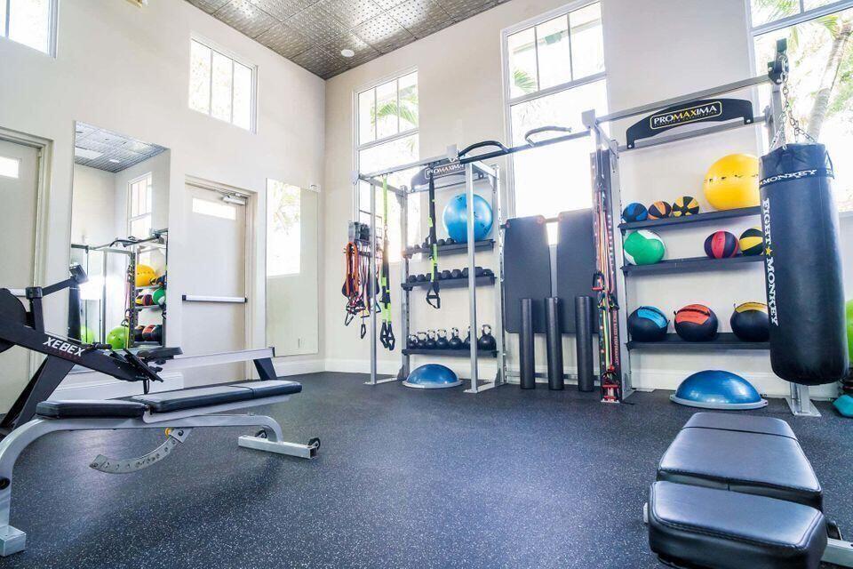 CITYSIDE CONDO - Residential Lease