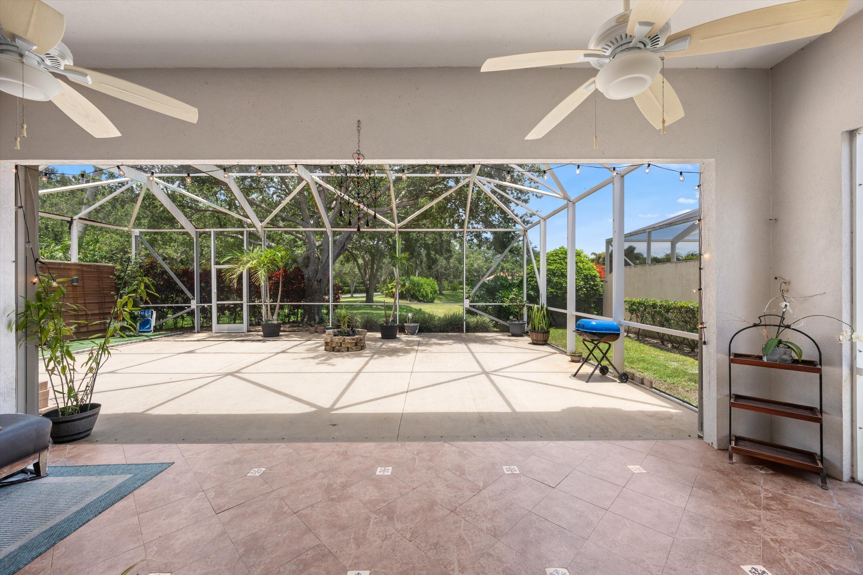 RIVERWALK 3 - Residential