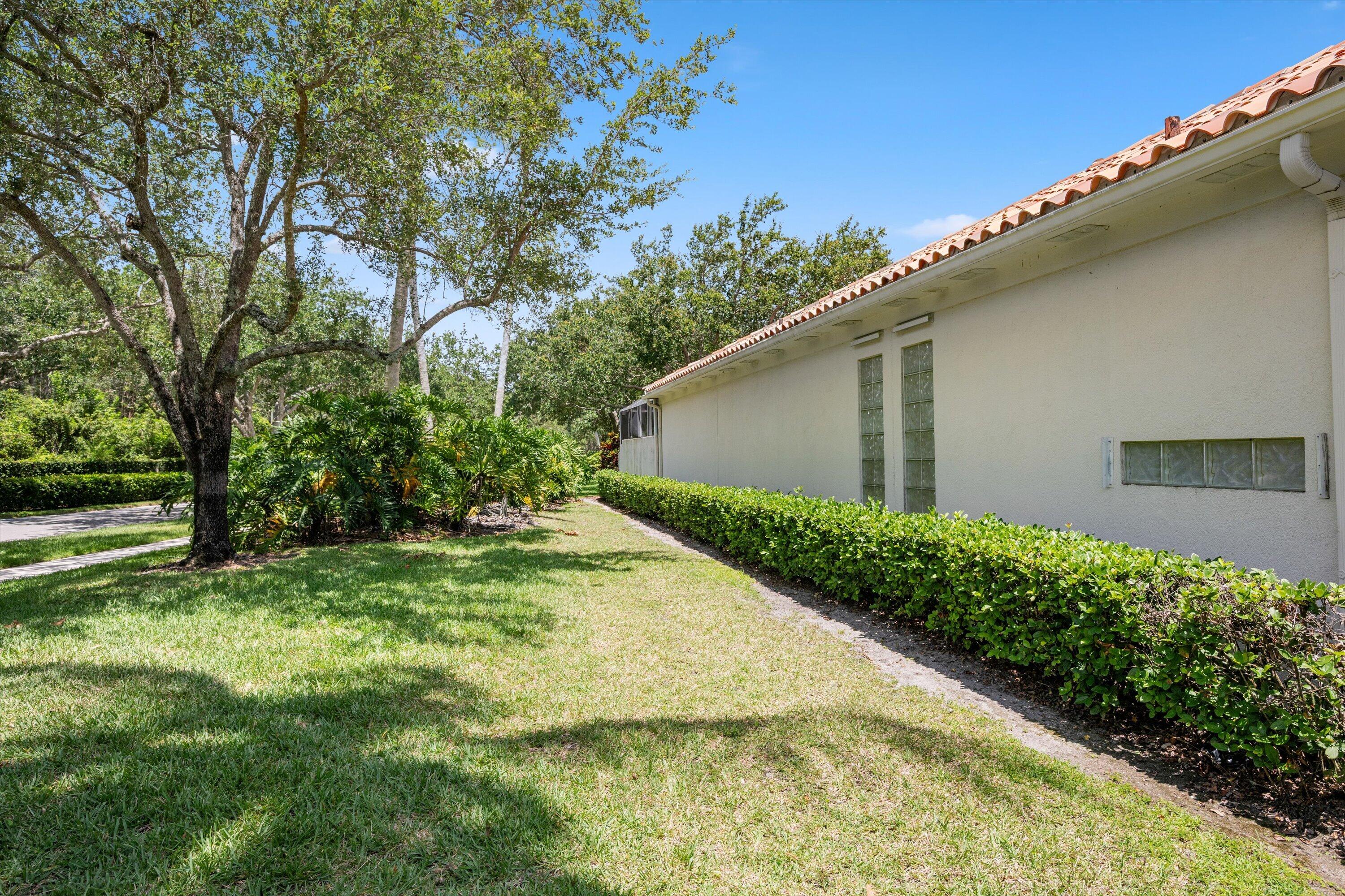 RIVERWALK 3 - Residential