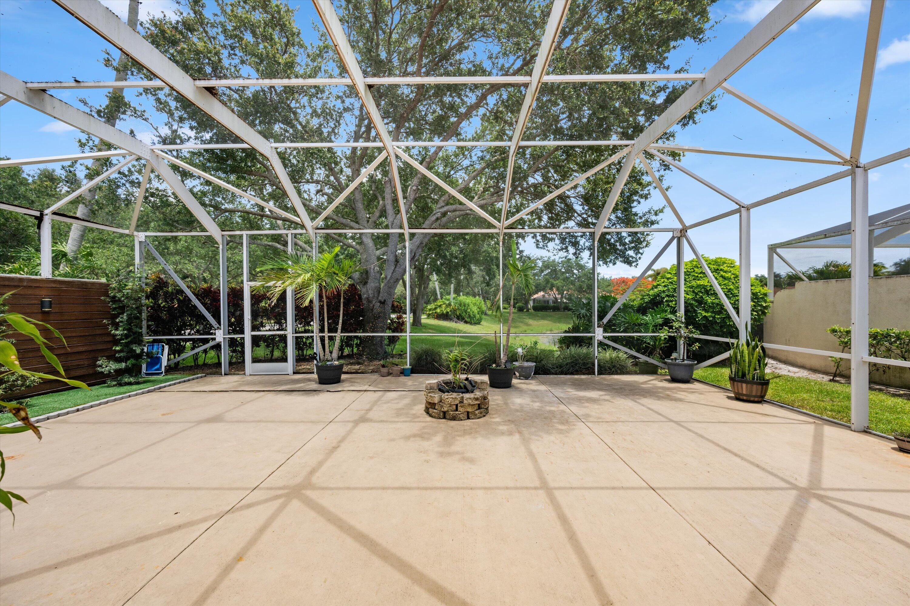 RIVERWALK 3 - Residential