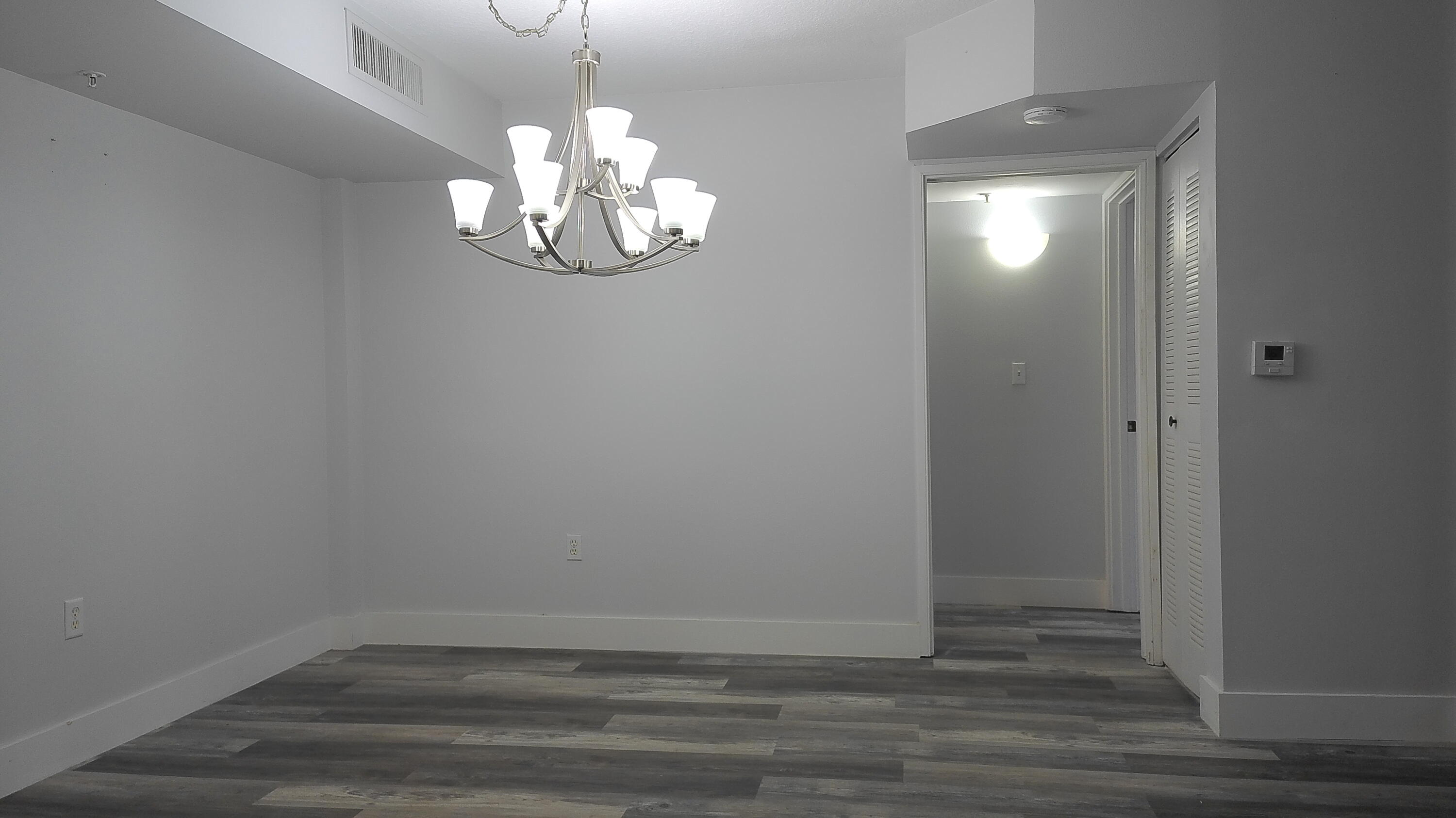 HYPOLUXOS MARINERS CAY CONDO - Residential