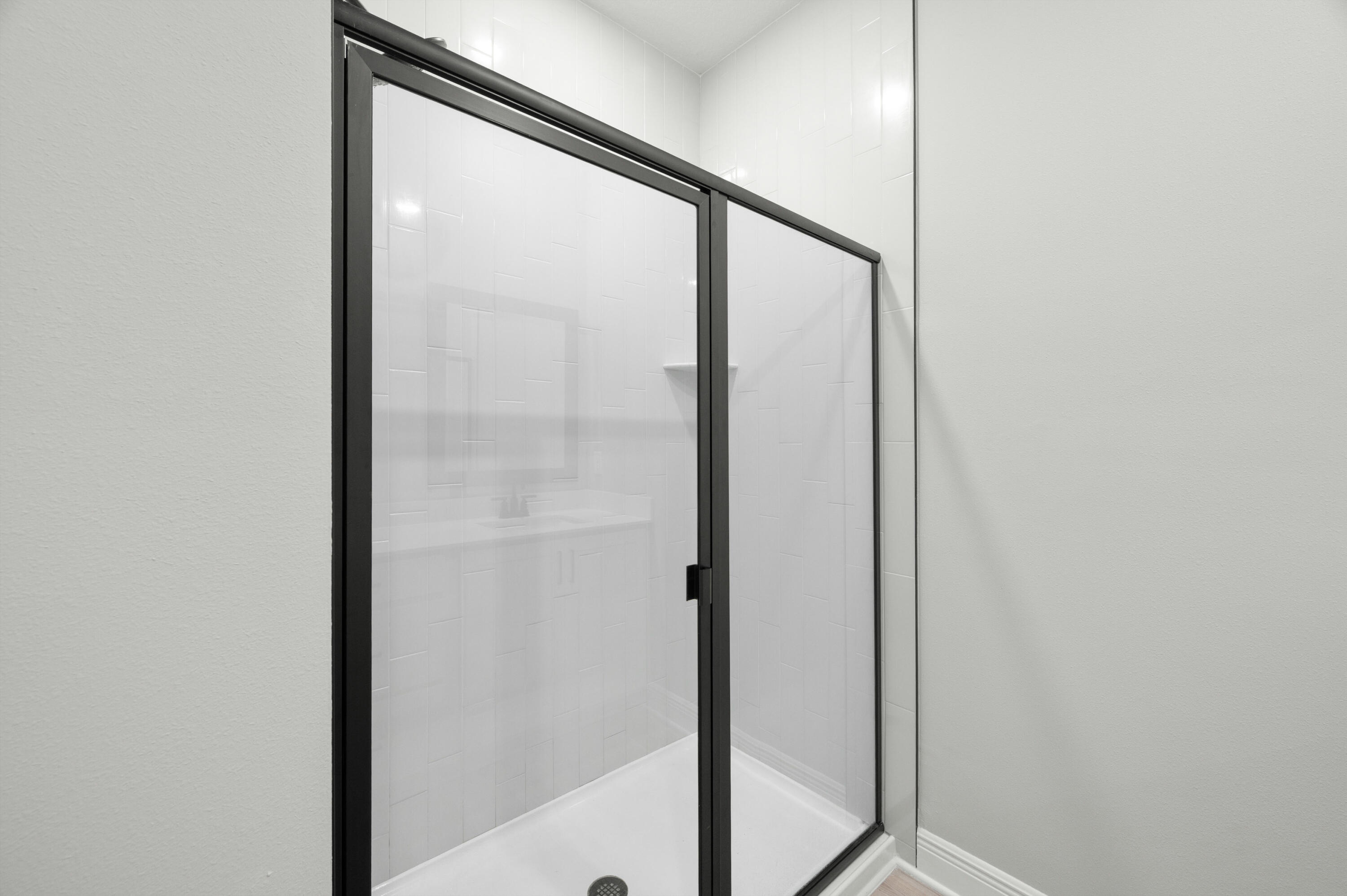 VERO LAKE ESTATES UNIT E - Residential