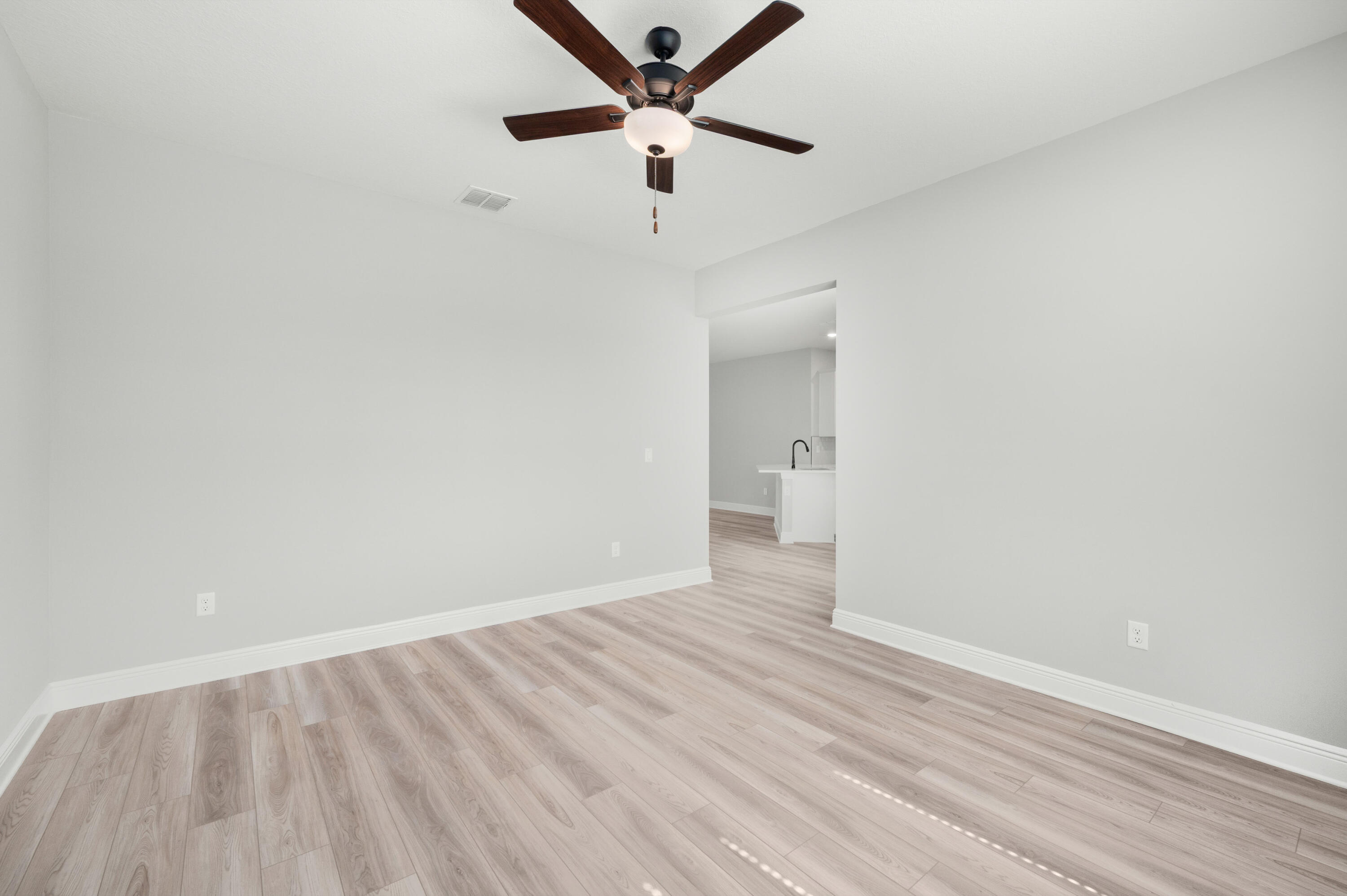 VERO LAKE ESTATES UNIT E - Residential