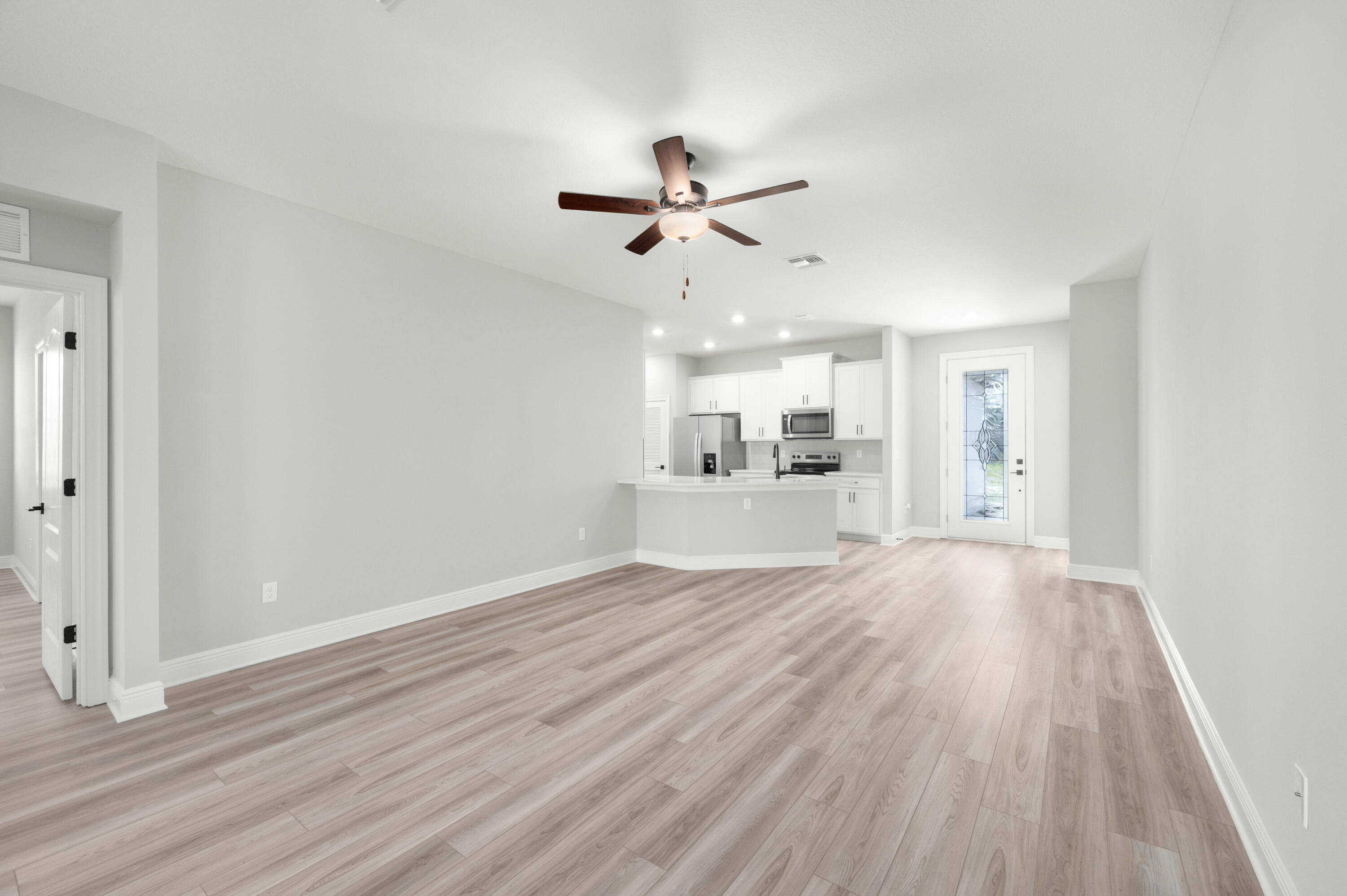 VERO LAKE ESTATES UNIT E - Residential
