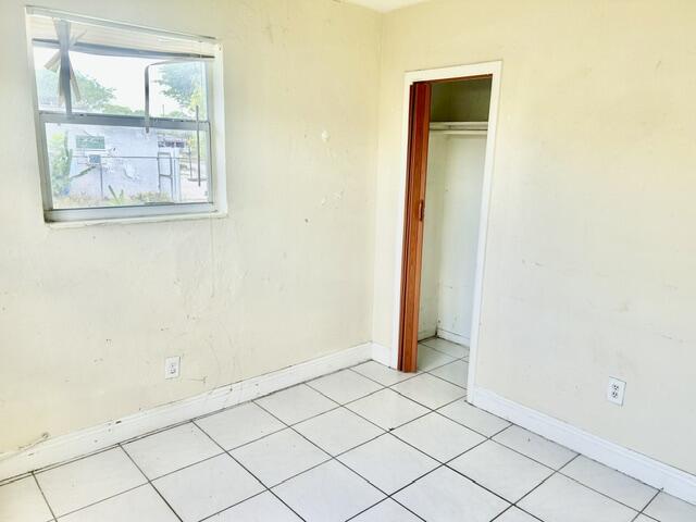 MIAMI GARDENS ESTATES SEC 8 - Residential