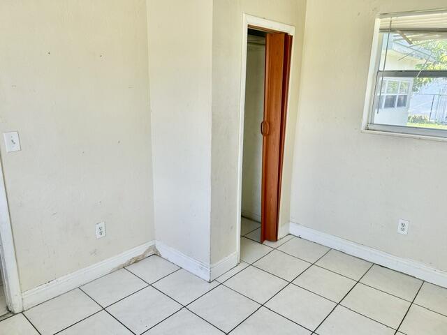 MIAMI GARDENS ESTATES SEC 8 - Residential
