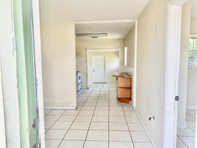 MIAMI GARDENS ESTATES SEC 8 - Residential