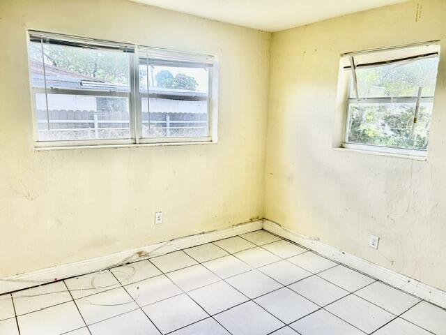 MIAMI GARDENS ESTATES SEC 8 - Residential