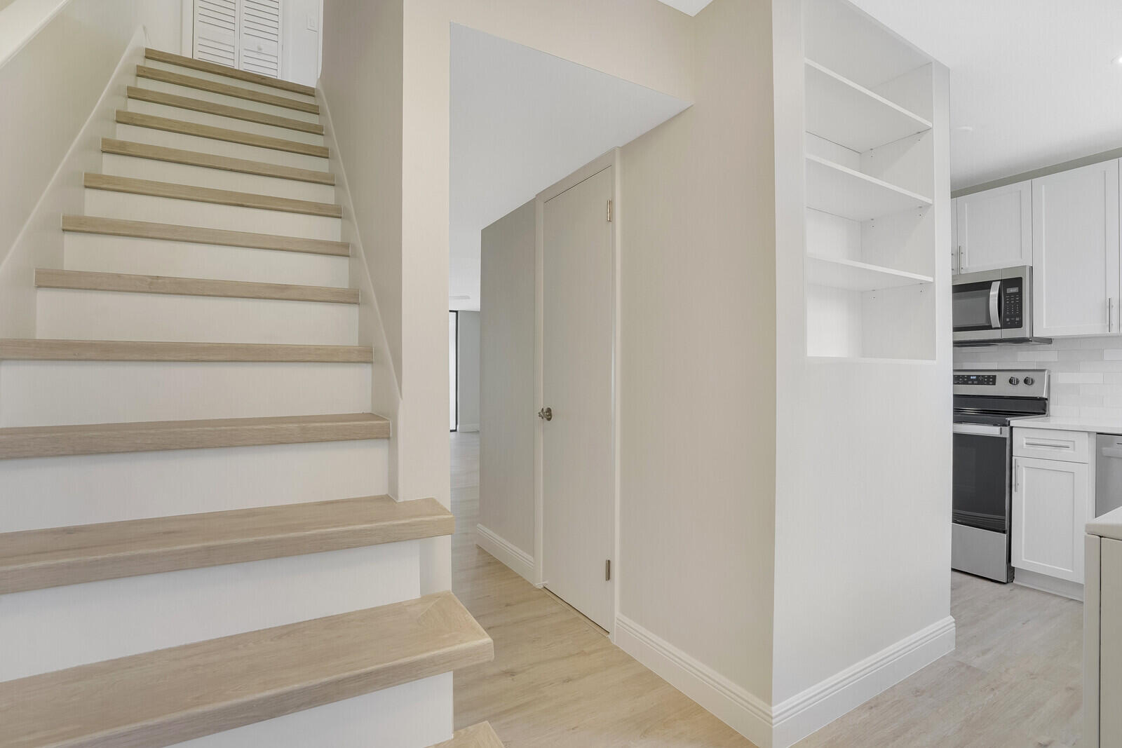 FOUNTAINS OF PALM BEACH CONDO 2 - Residential Lease