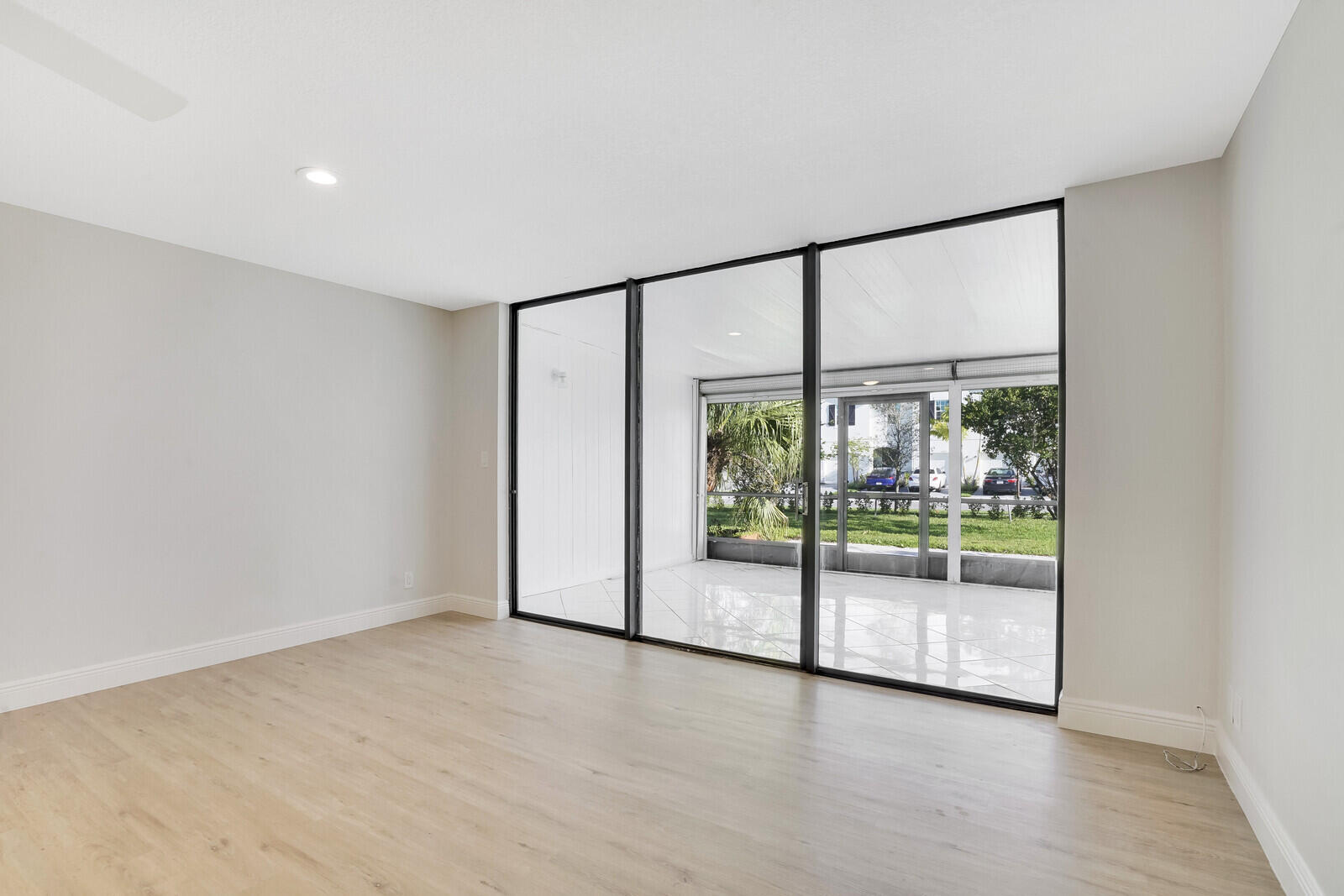FOUNTAINS OF PALM BEACH CONDO 2 - Residential Lease