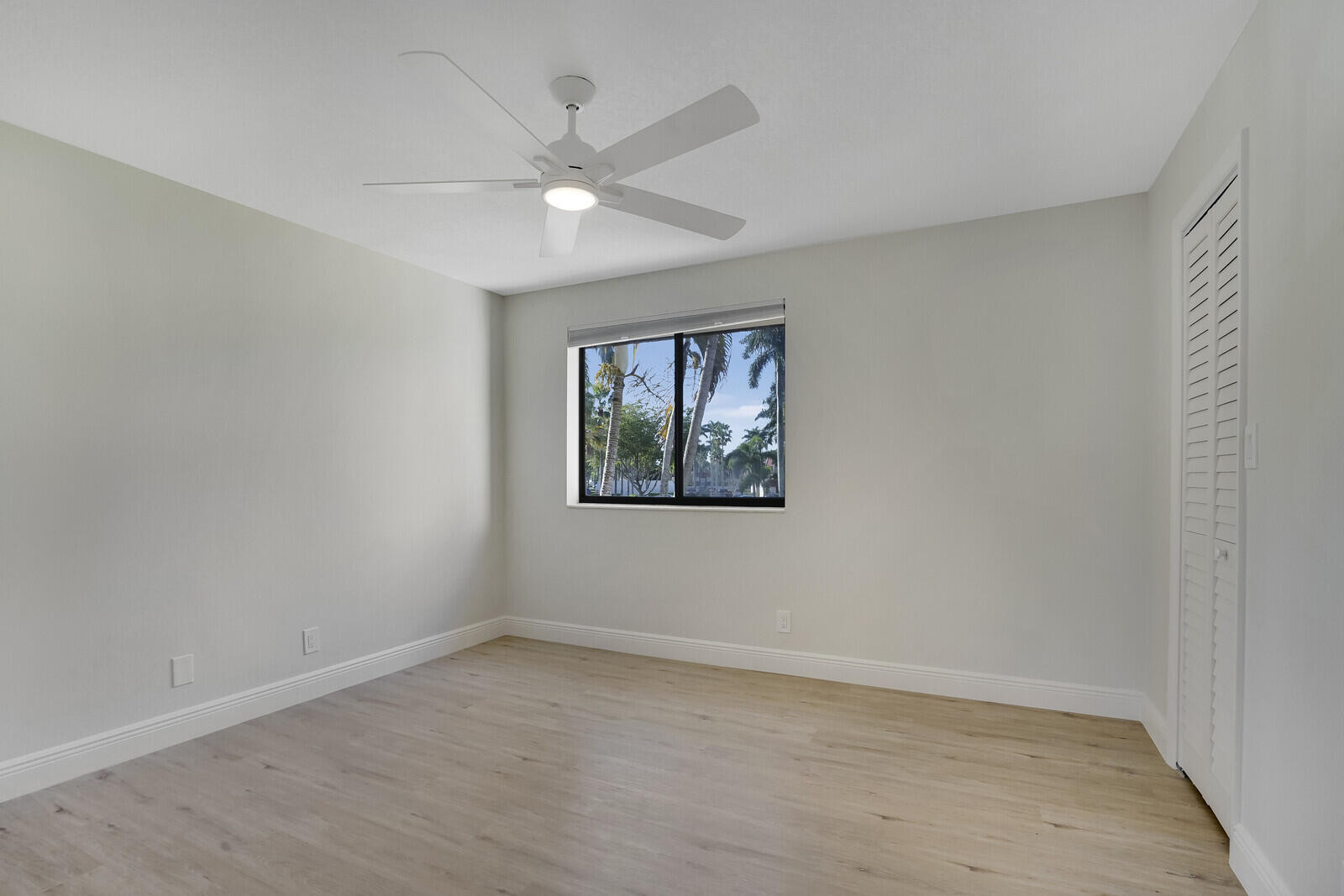 FOUNTAINS OF PALM BEACH CONDO 2 - Residential Lease