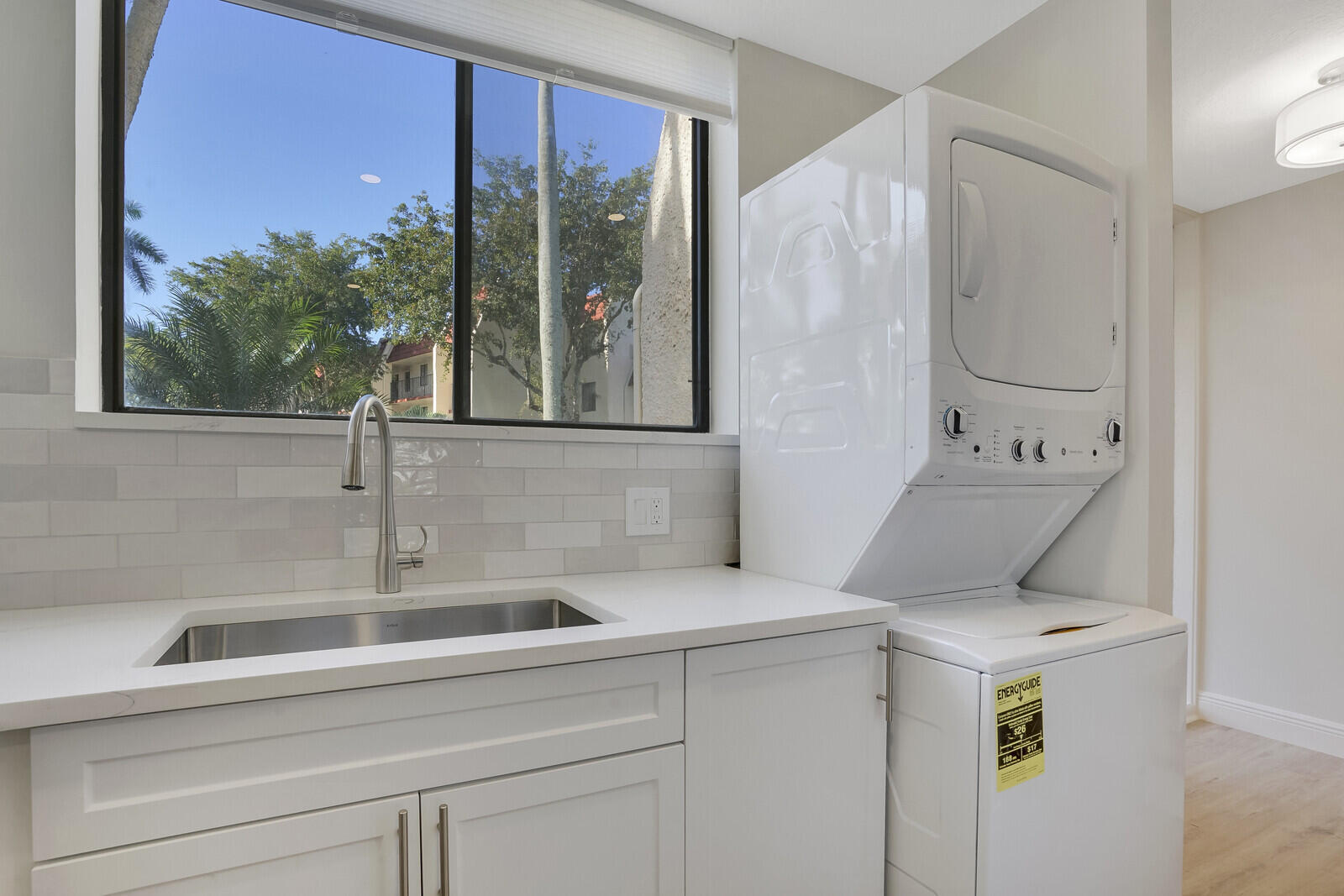 FOUNTAINS OF PALM BEACH CONDO 2 - Residential Lease