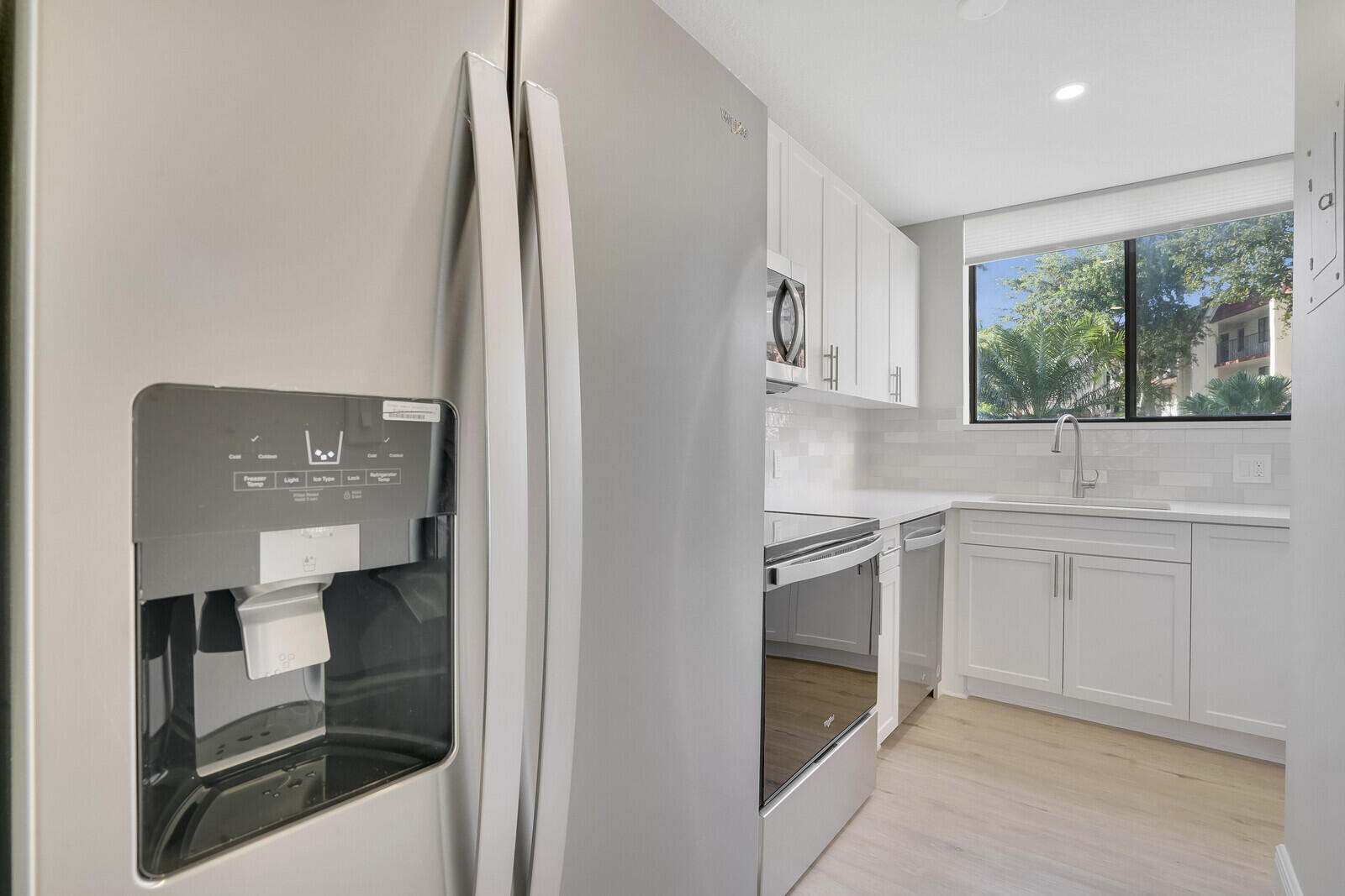 FOUNTAINS OF PALM BEACH CONDO 2 - Residential Lease