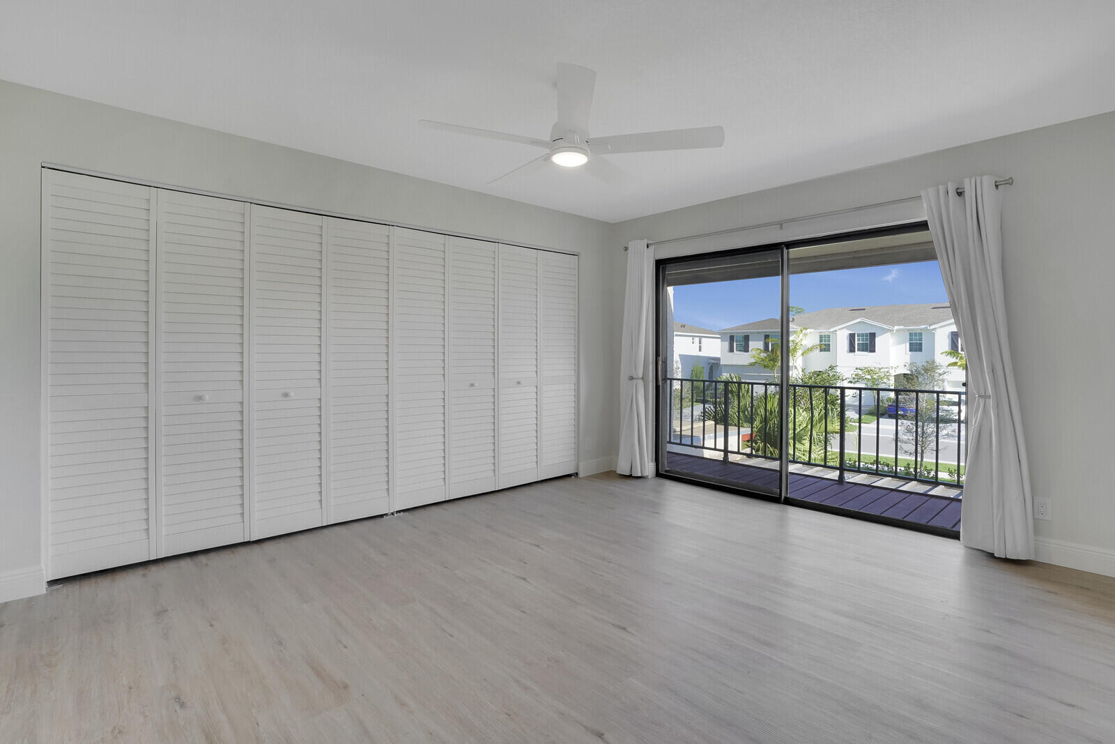 FOUNTAINS OF PALM BEACH CONDO 2 - Residential Lease