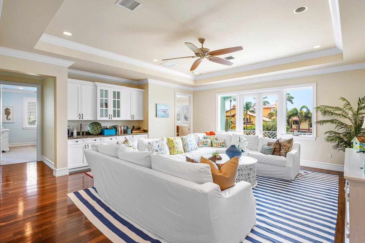 TROPIC ISLE 3RD SEC - Residential
