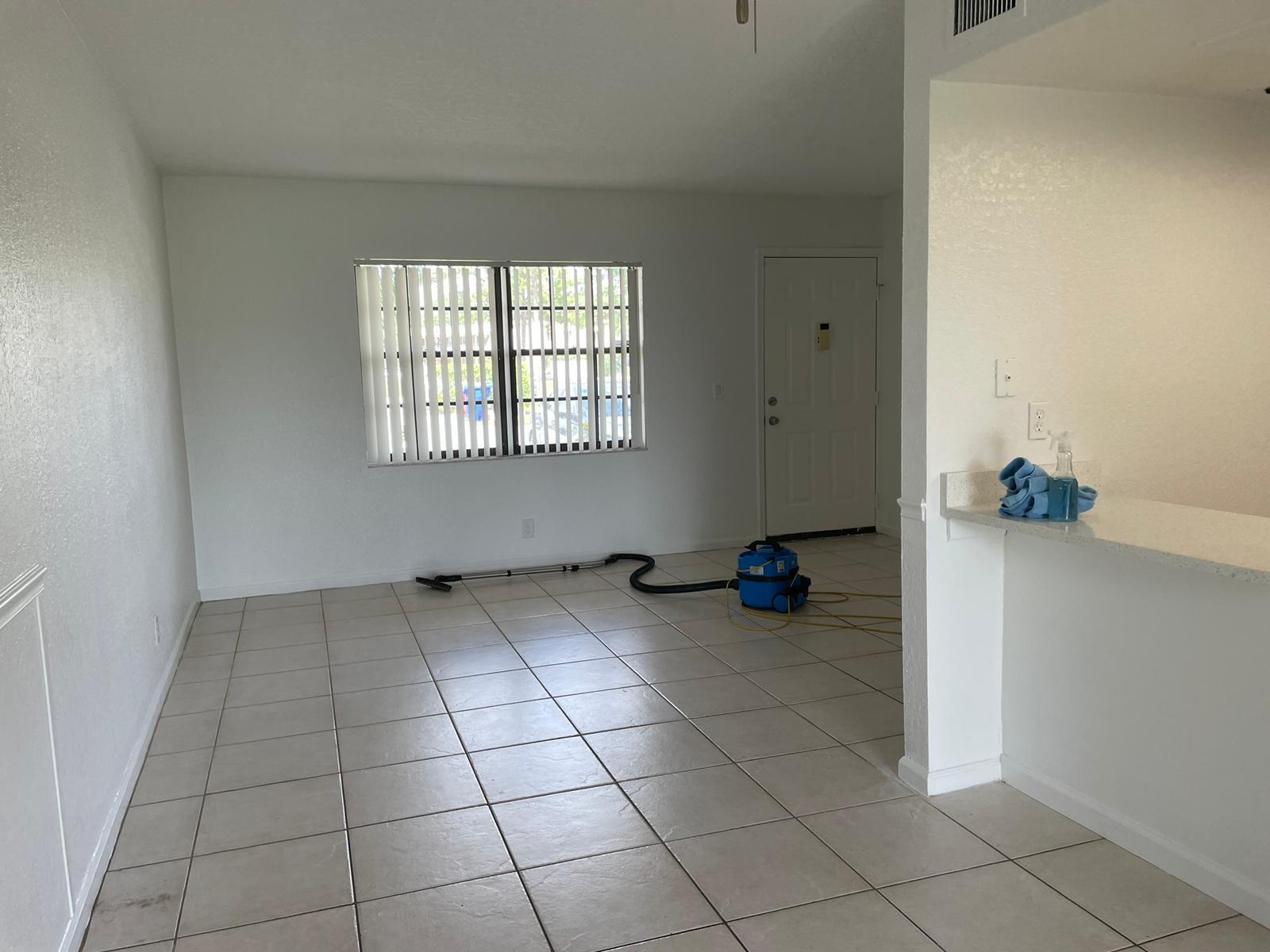 OAK COURT CONDO - Residential Lease