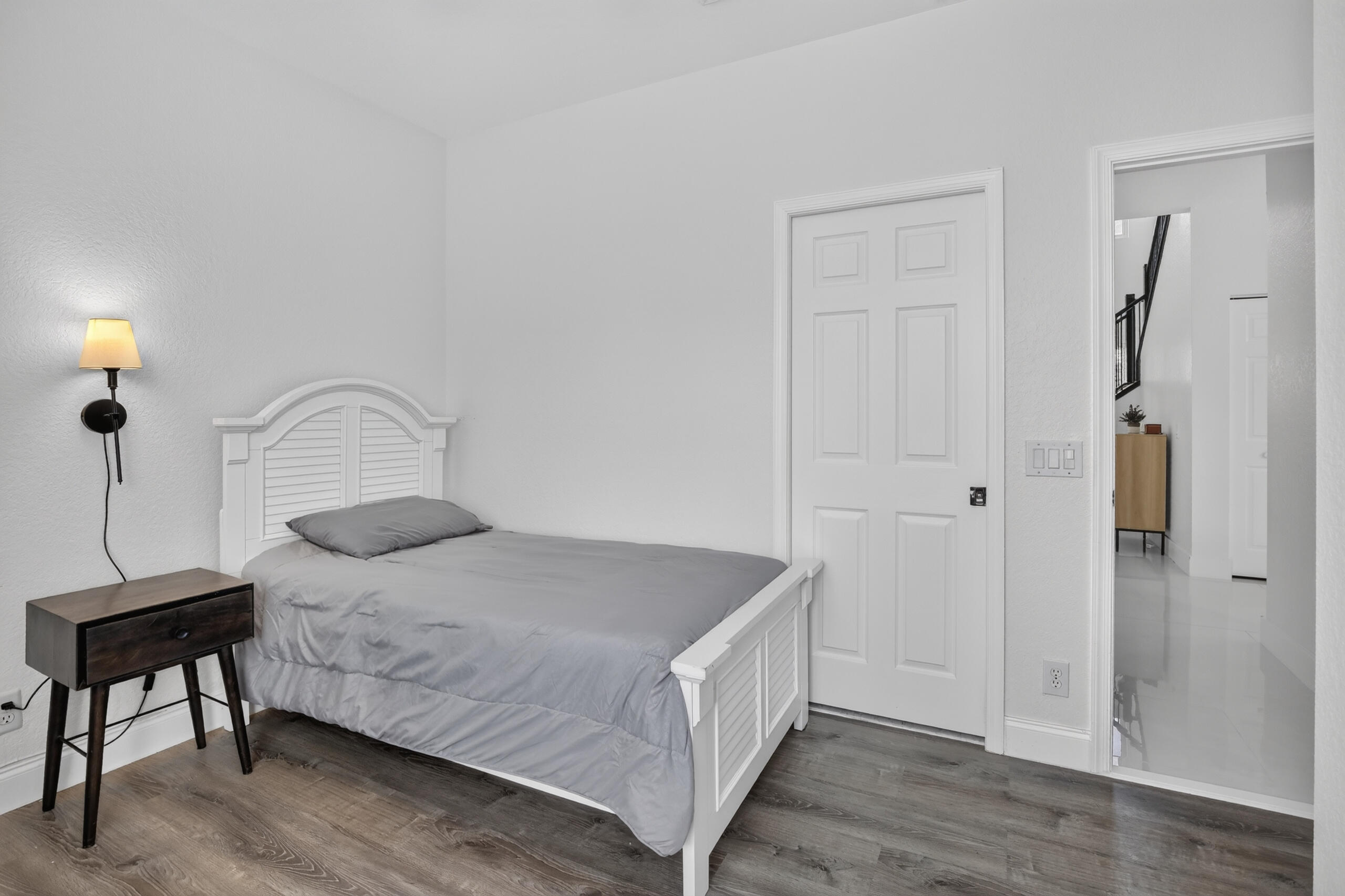 Falcon Ridge - Residential Lease