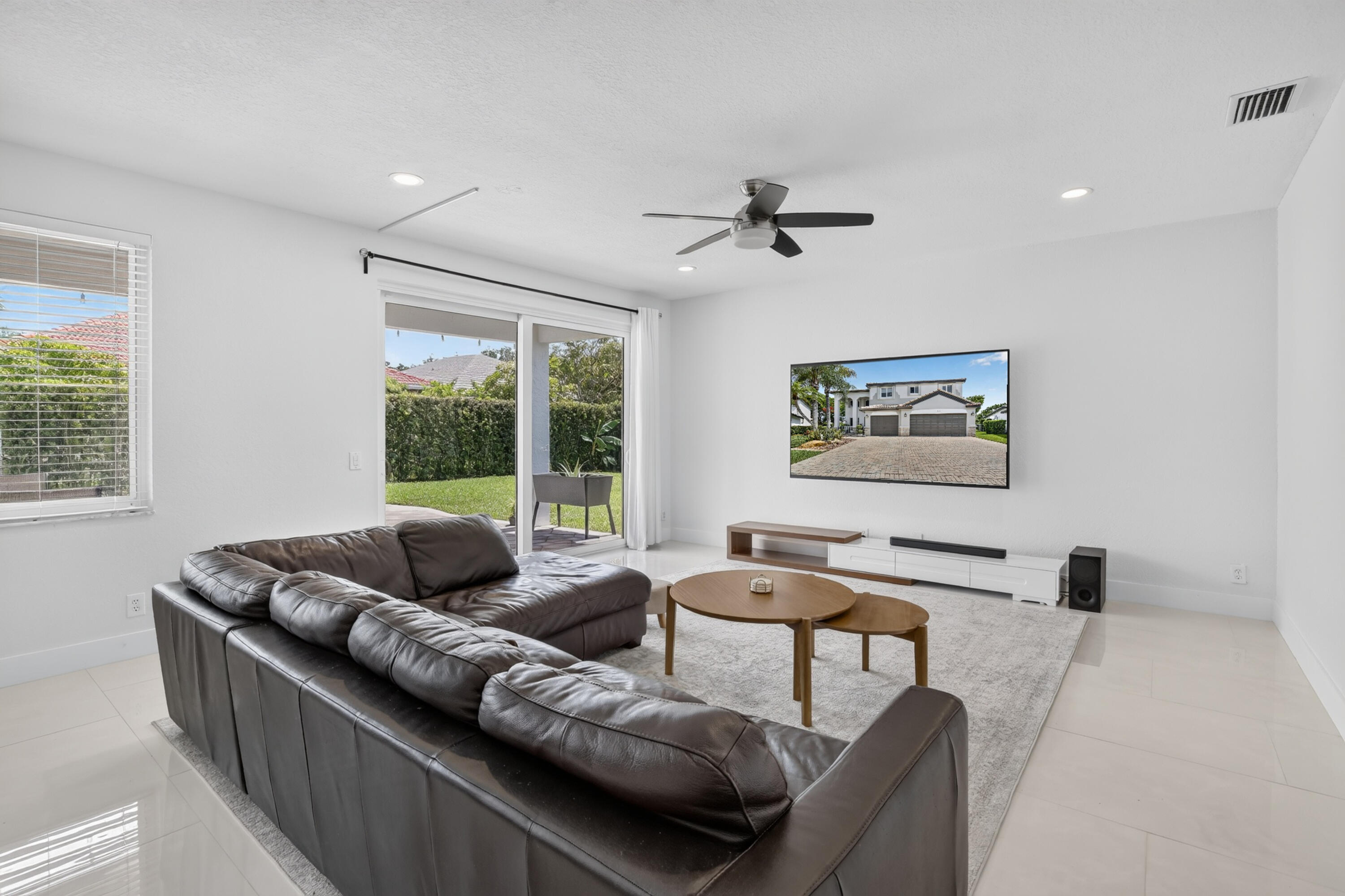 Falcon Ridge - Residential Lease