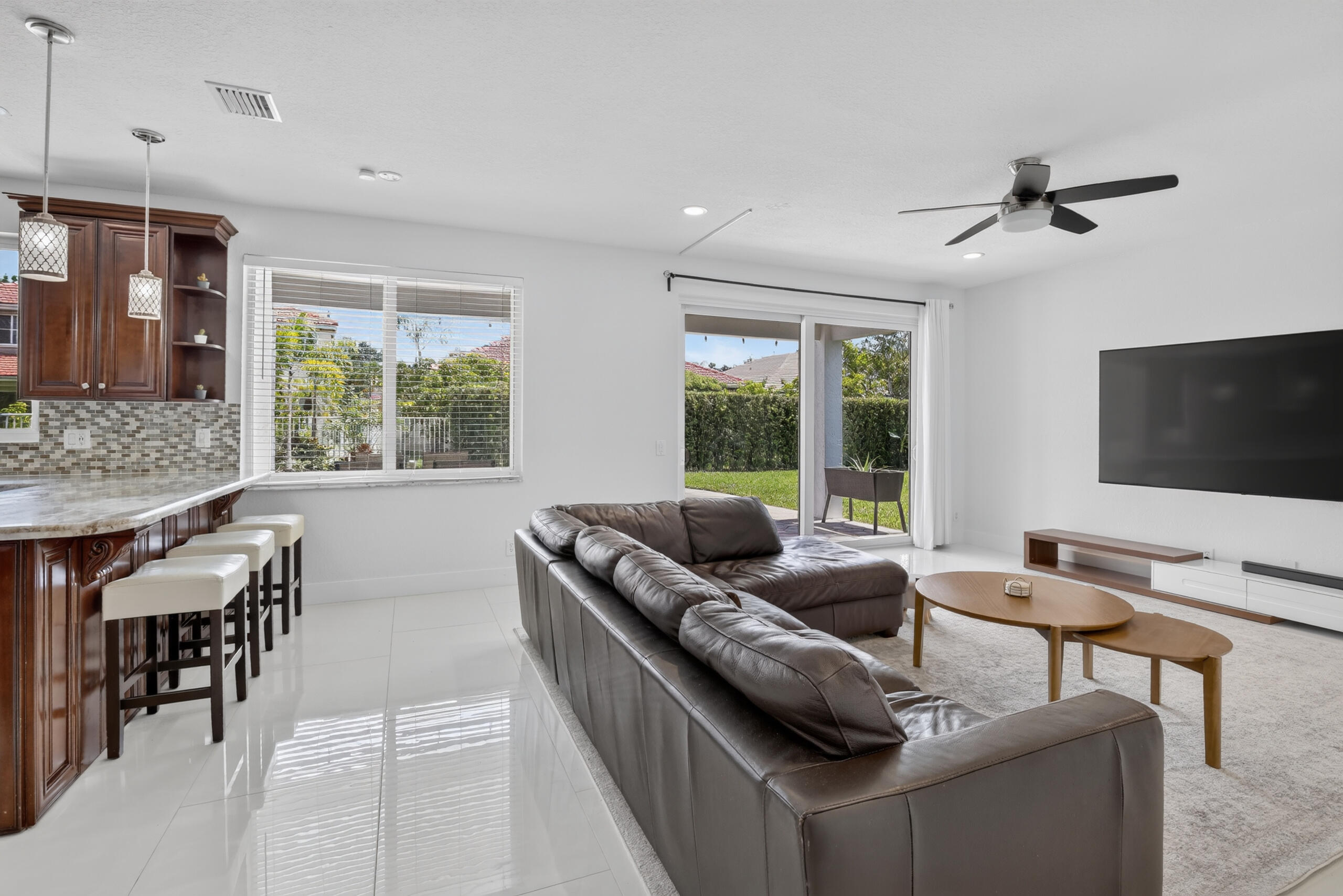 Falcon Ridge - Residential Lease