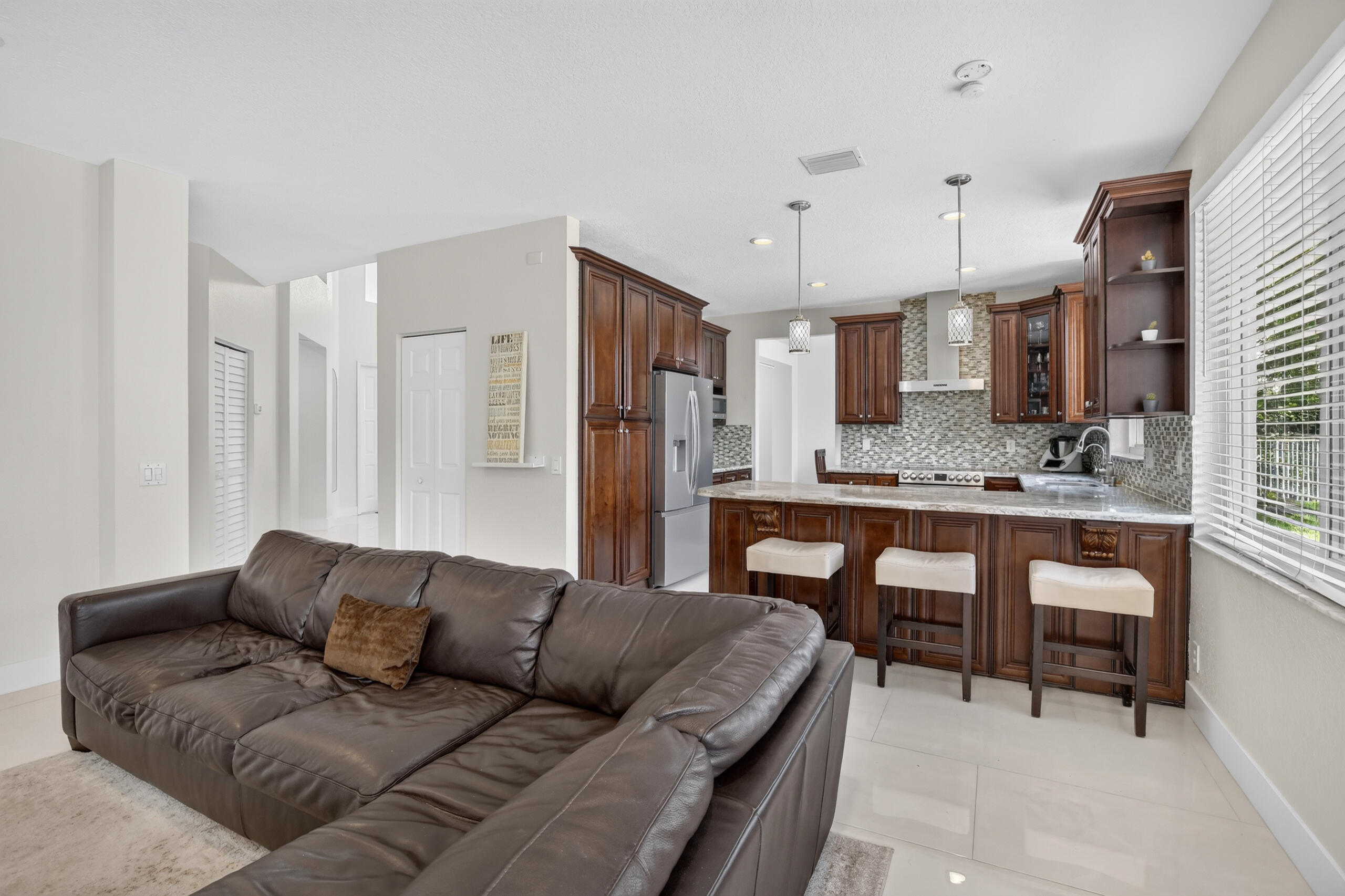 Falcon Ridge - Residential Lease