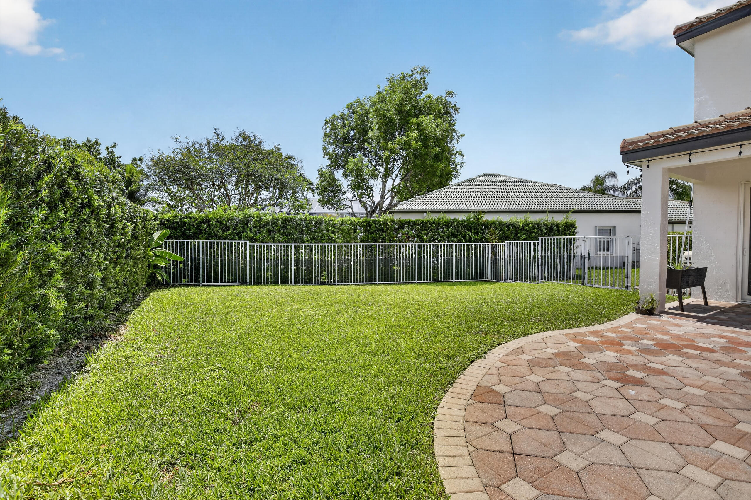 Falcon Ridge - Residential Lease
