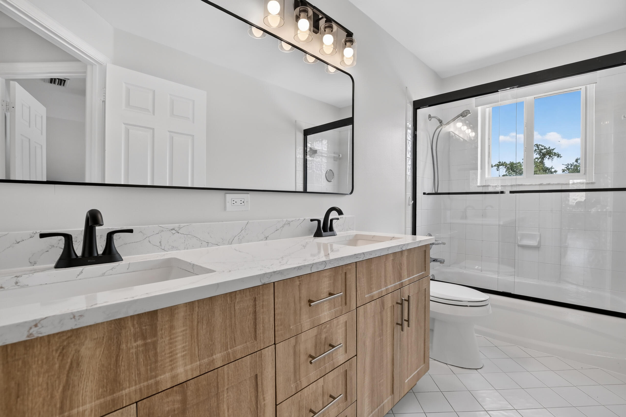 Falcon Ridge - Residential Lease