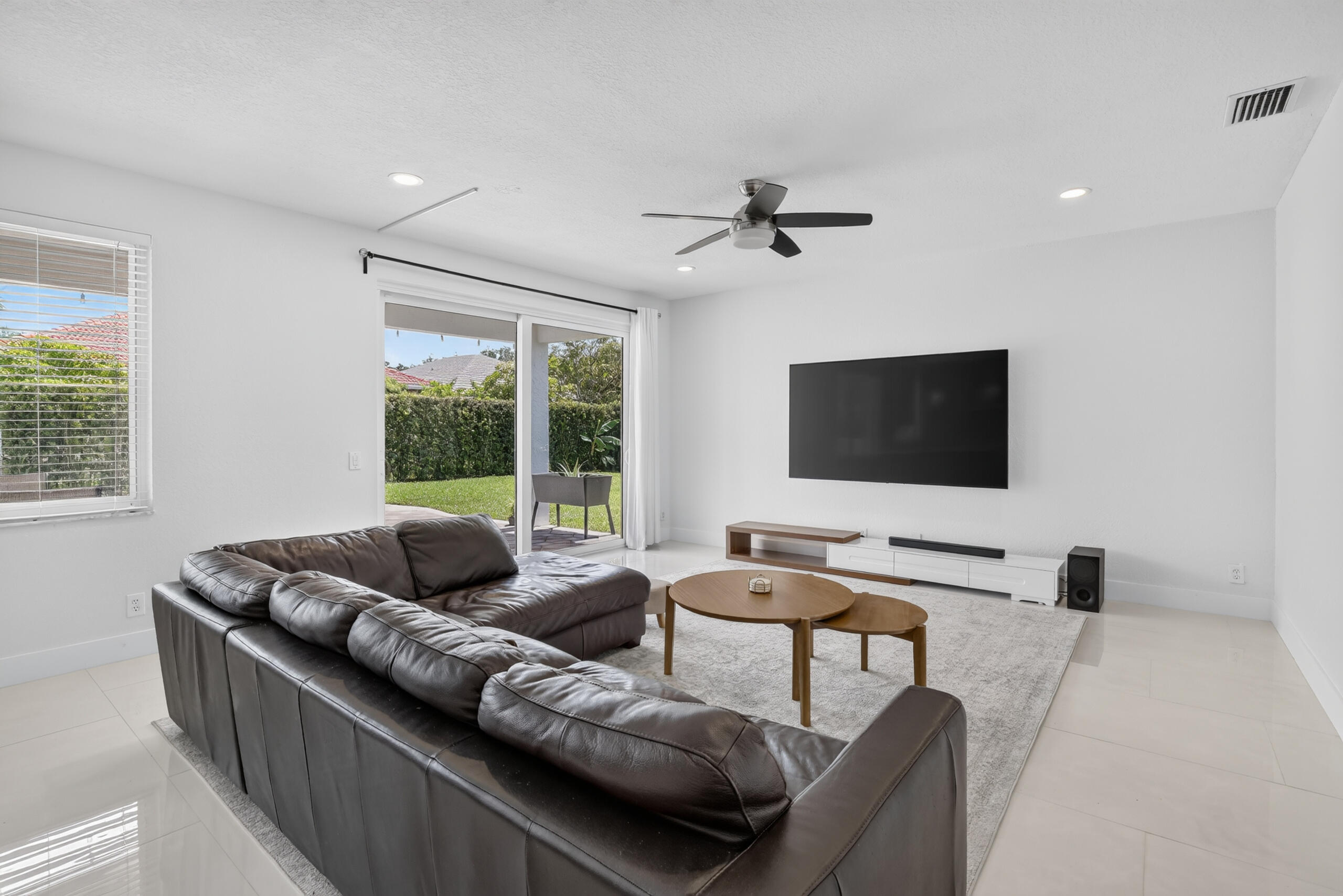 Falcon Ridge - Residential Lease