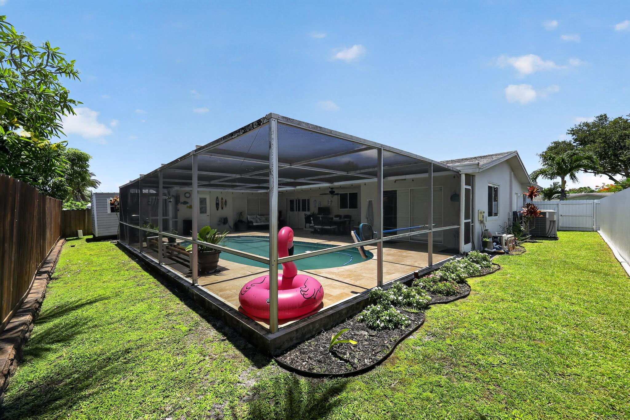 PASADENA LAKES SOUTH - Residential