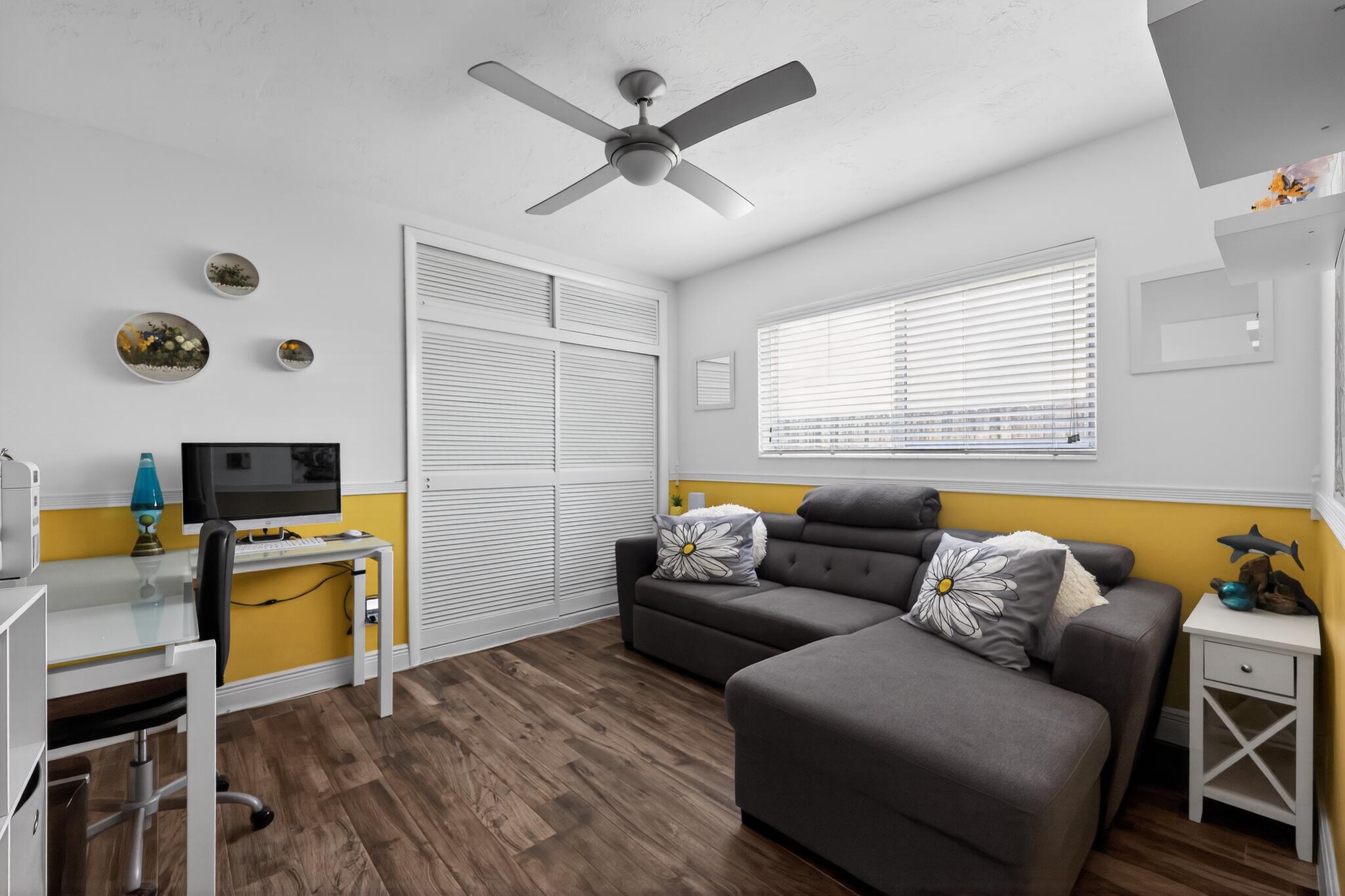 PASADENA LAKES SOUTH - Residential