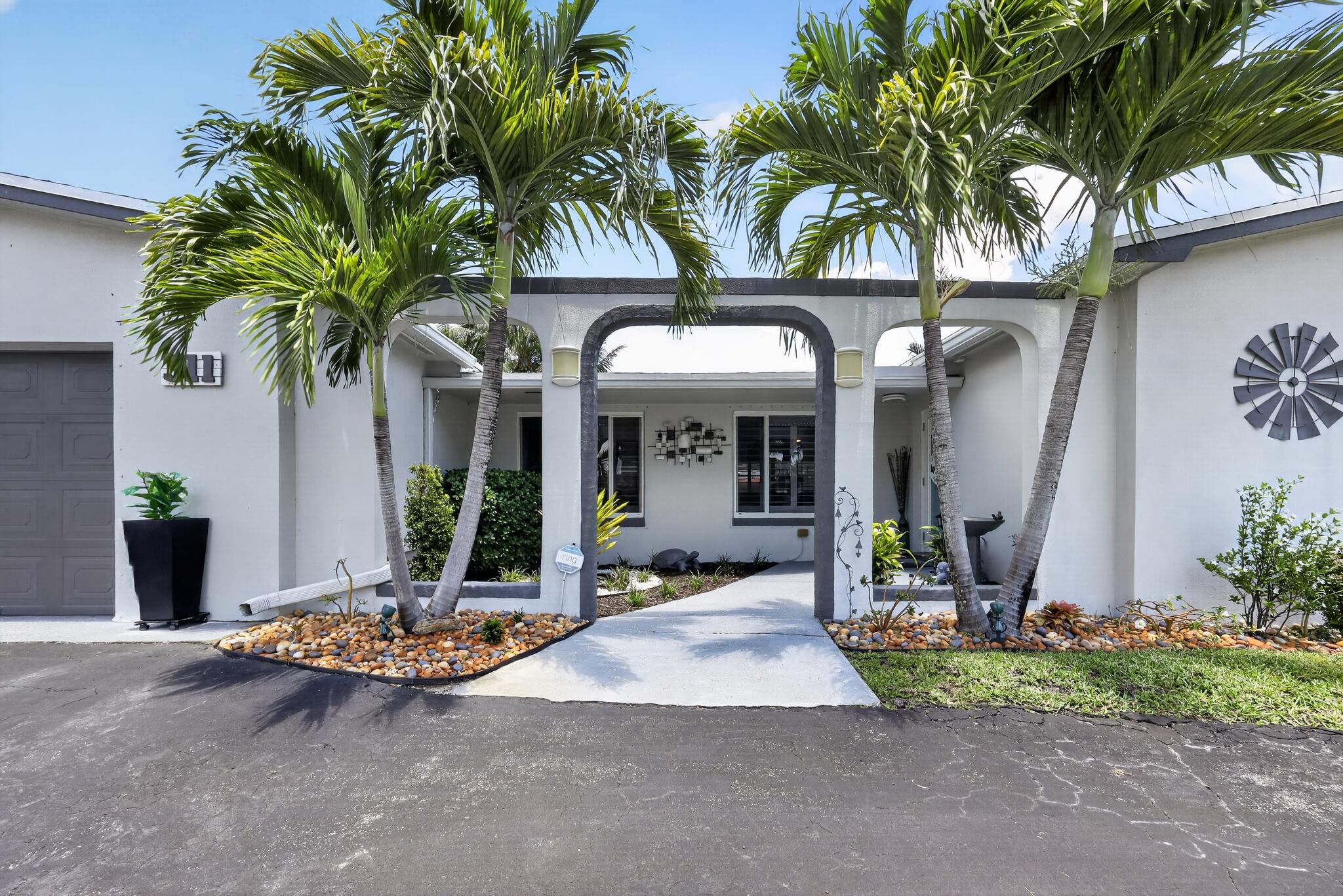 PASADENA LAKES SOUTH - Residential