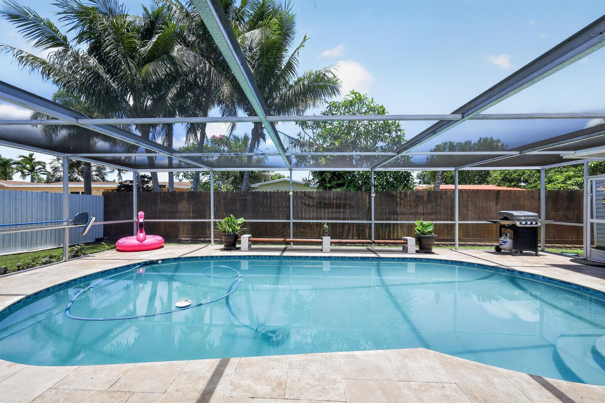 PASADENA LAKES SOUTH - Residential