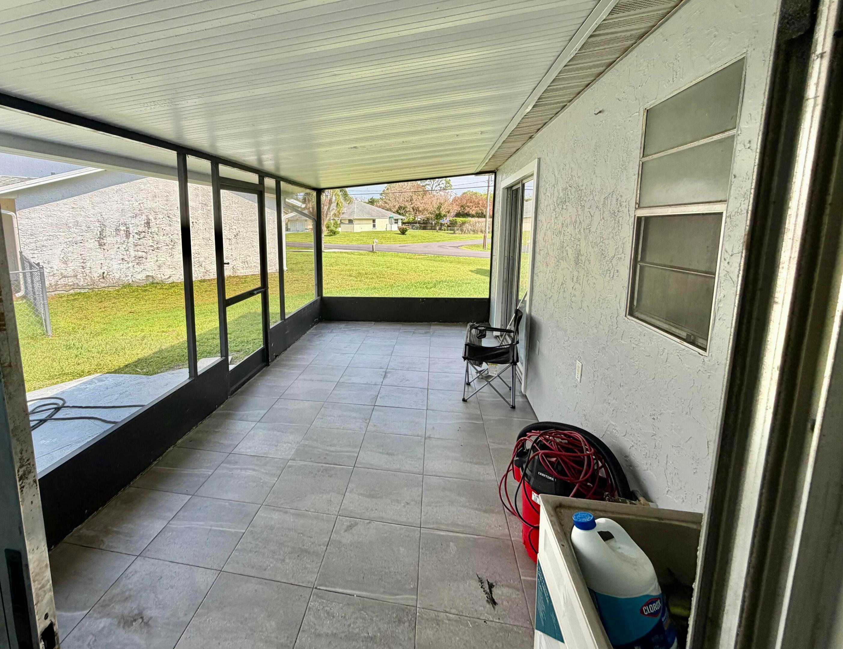 PORT ST LUCIE SECTION 25 - Residential
