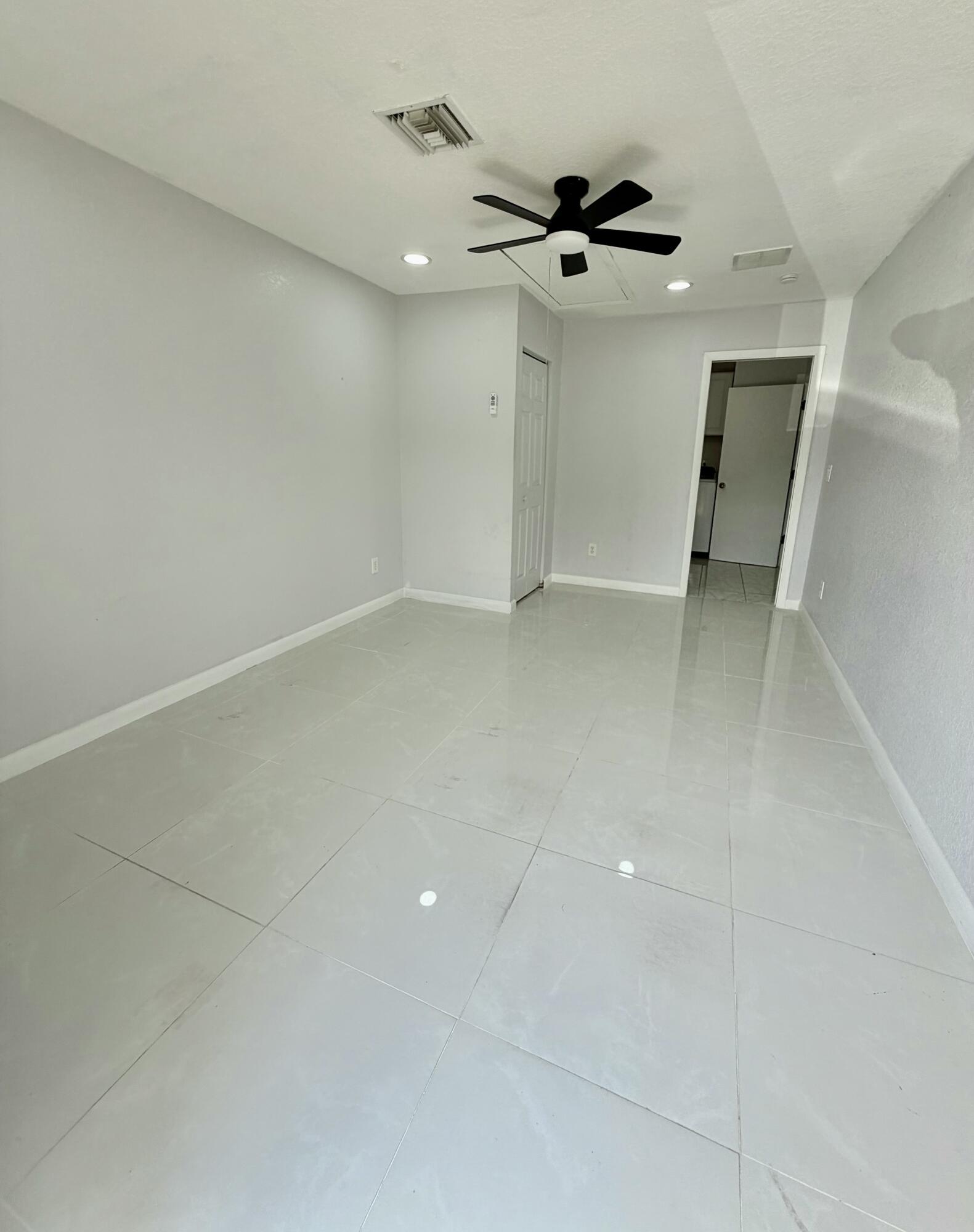 PORT ST LUCIE SECTION 25 - Residential