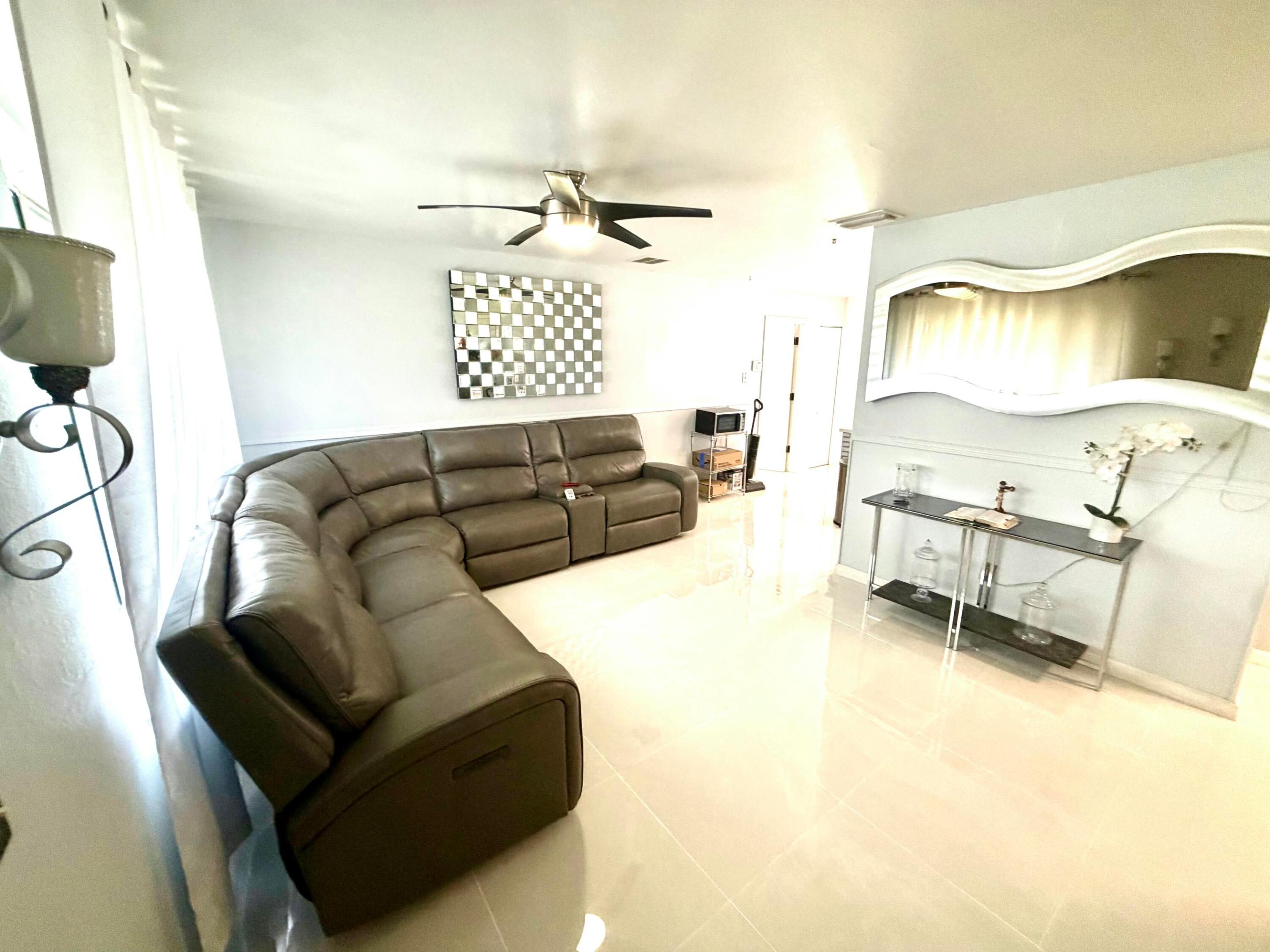 PORT ST LUCIE SECTION 25 - Residential