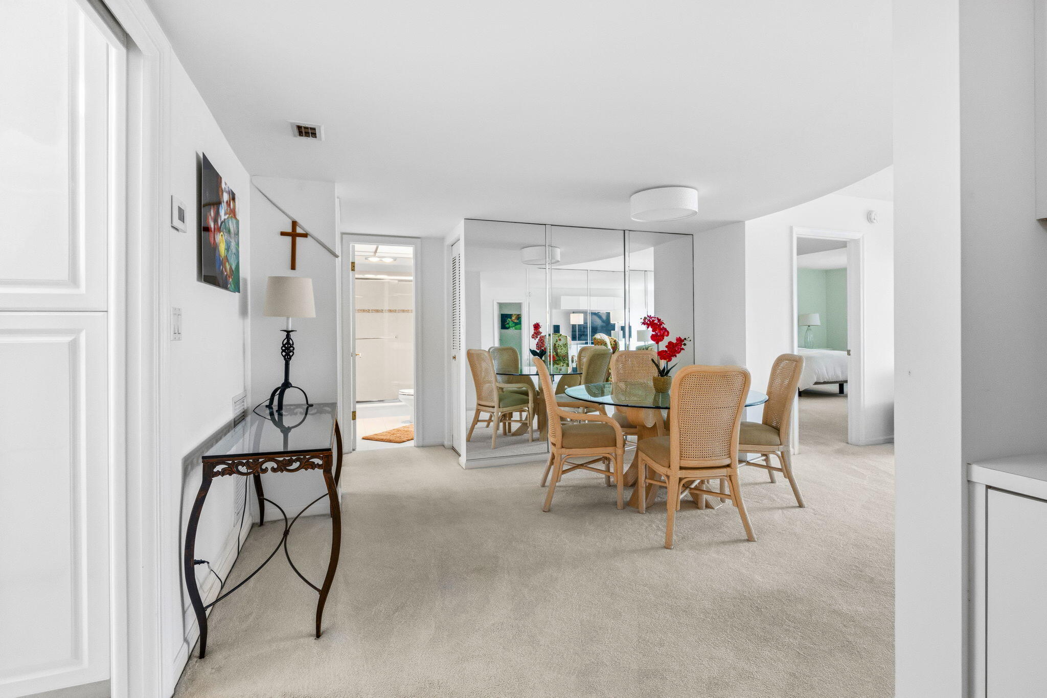LAKE HARBOUR TOWERS EAST CONDO - Residential