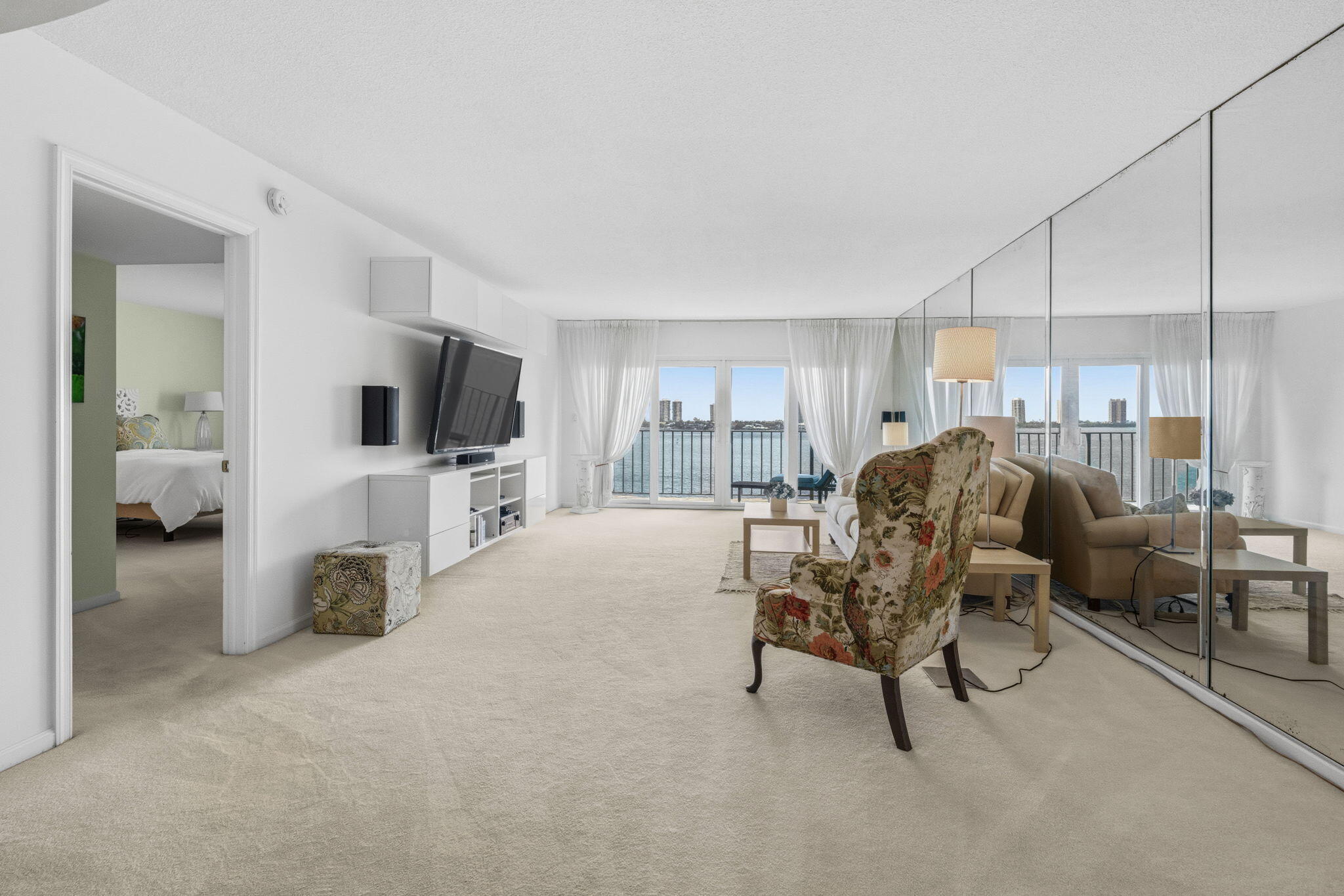 LAKE HARBOUR TOWERS EAST CONDO - Residential
