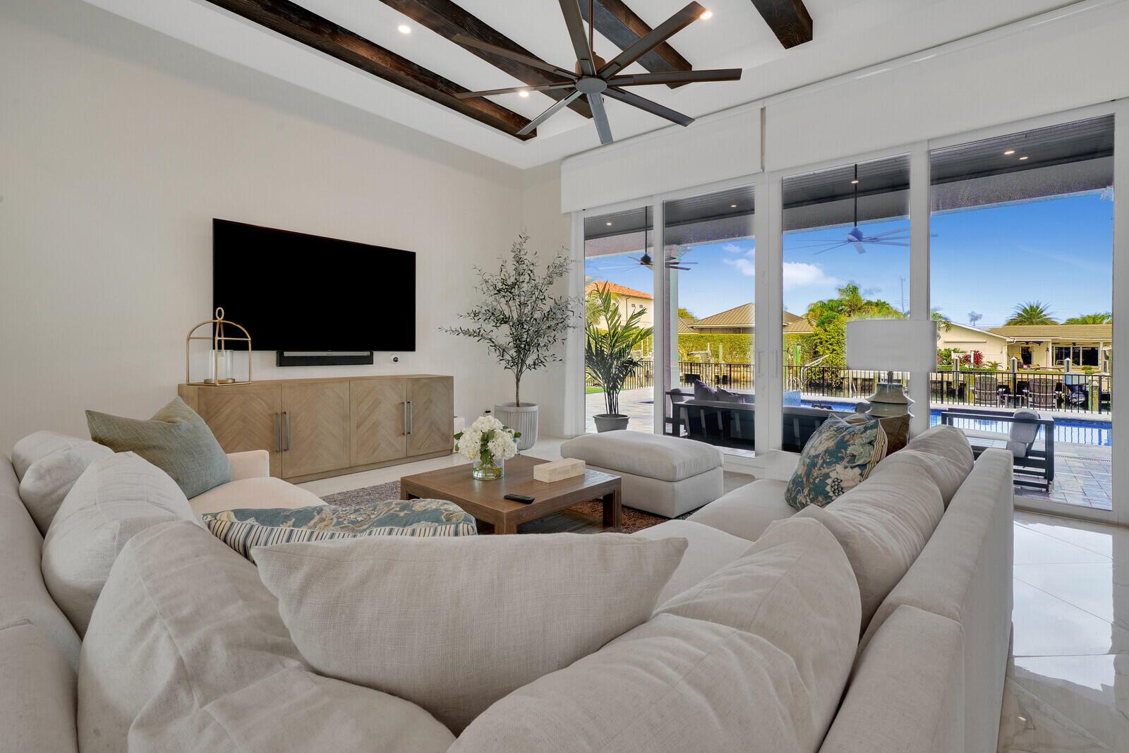 PALM BEACH ISLES 1 - Residential