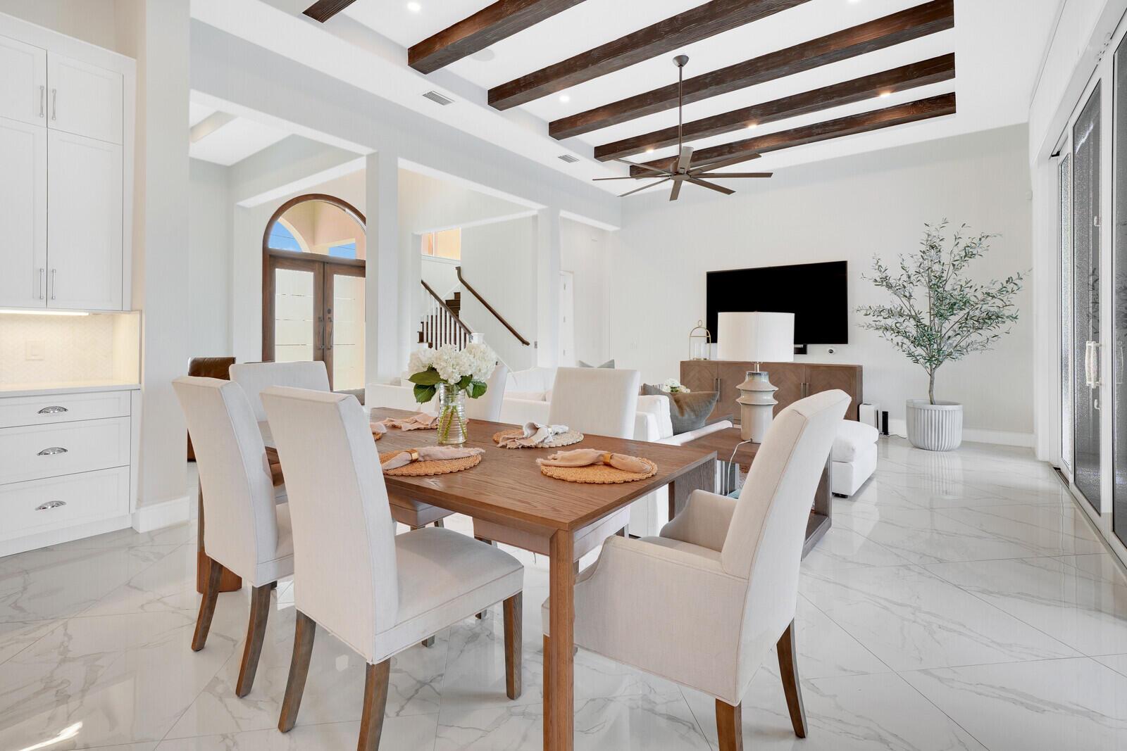 PALM BEACH ISLES 1 - Residential