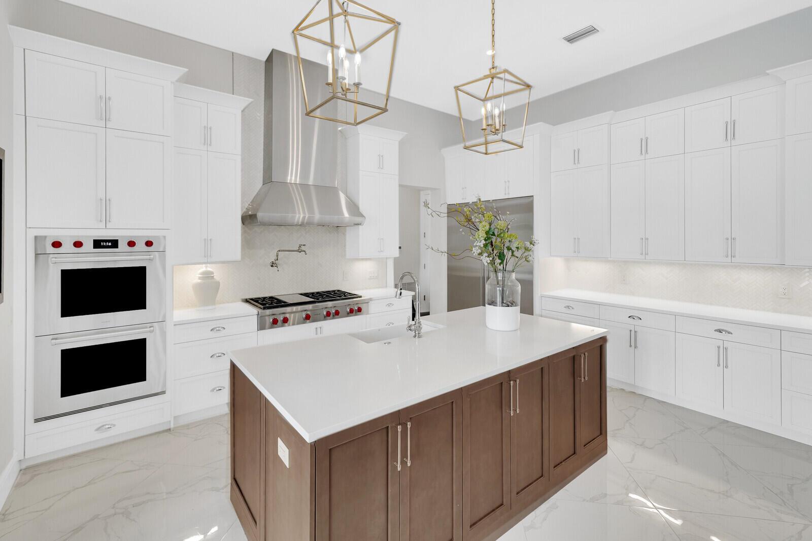 PALM BEACH ISLES 1 - Residential