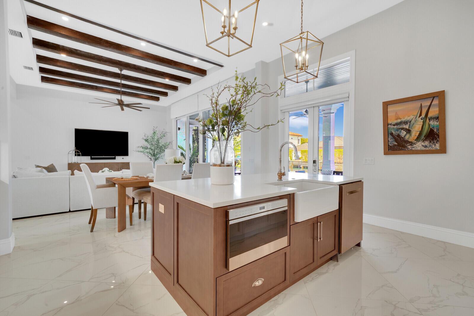 PALM BEACH ISLES 1 - Residential