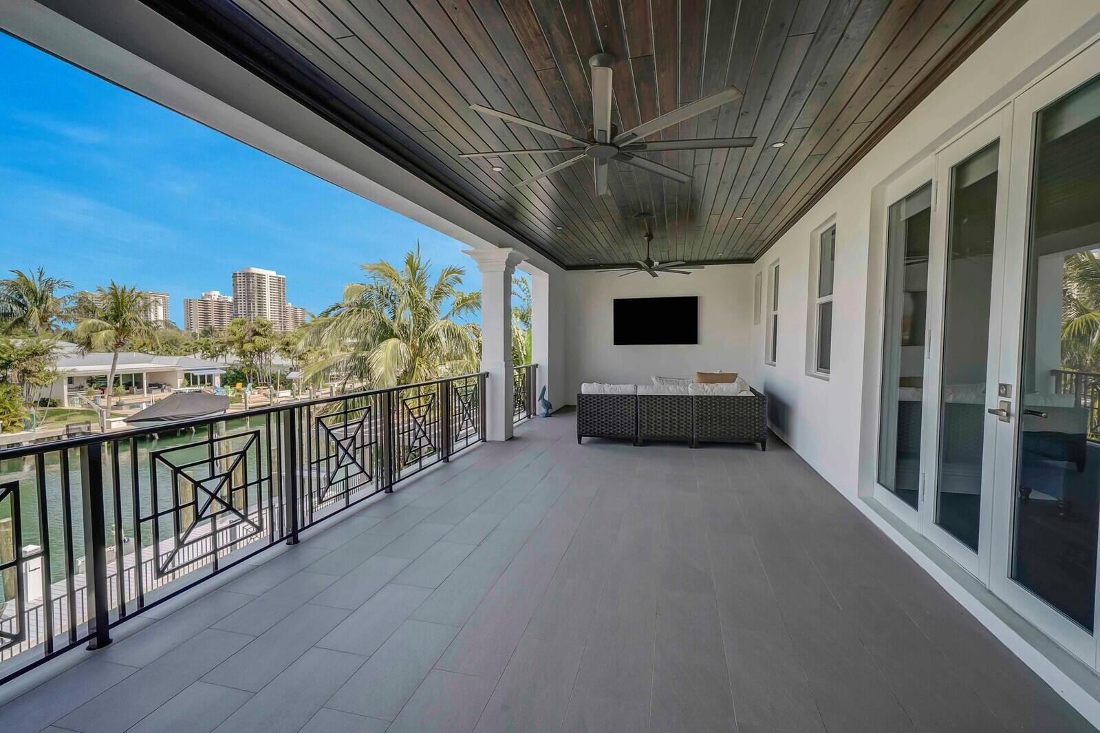 PALM BEACH ISLES 1 - Residential