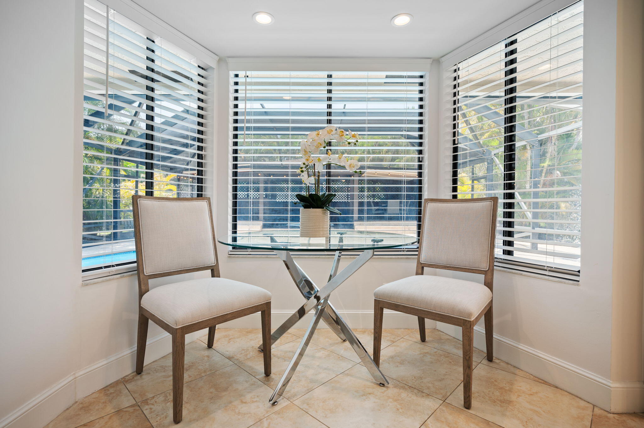 BAY WINDS 3 - Residential