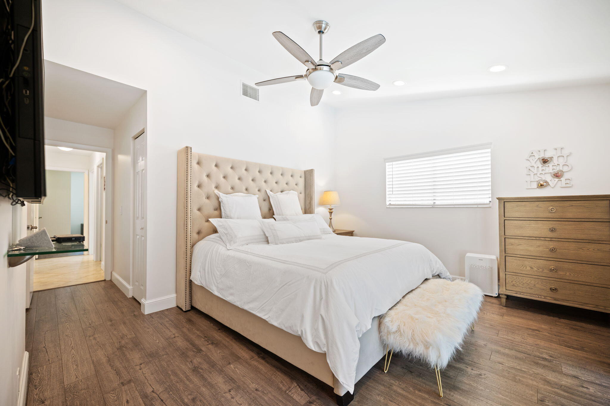 BAY WINDS 3 - Residential