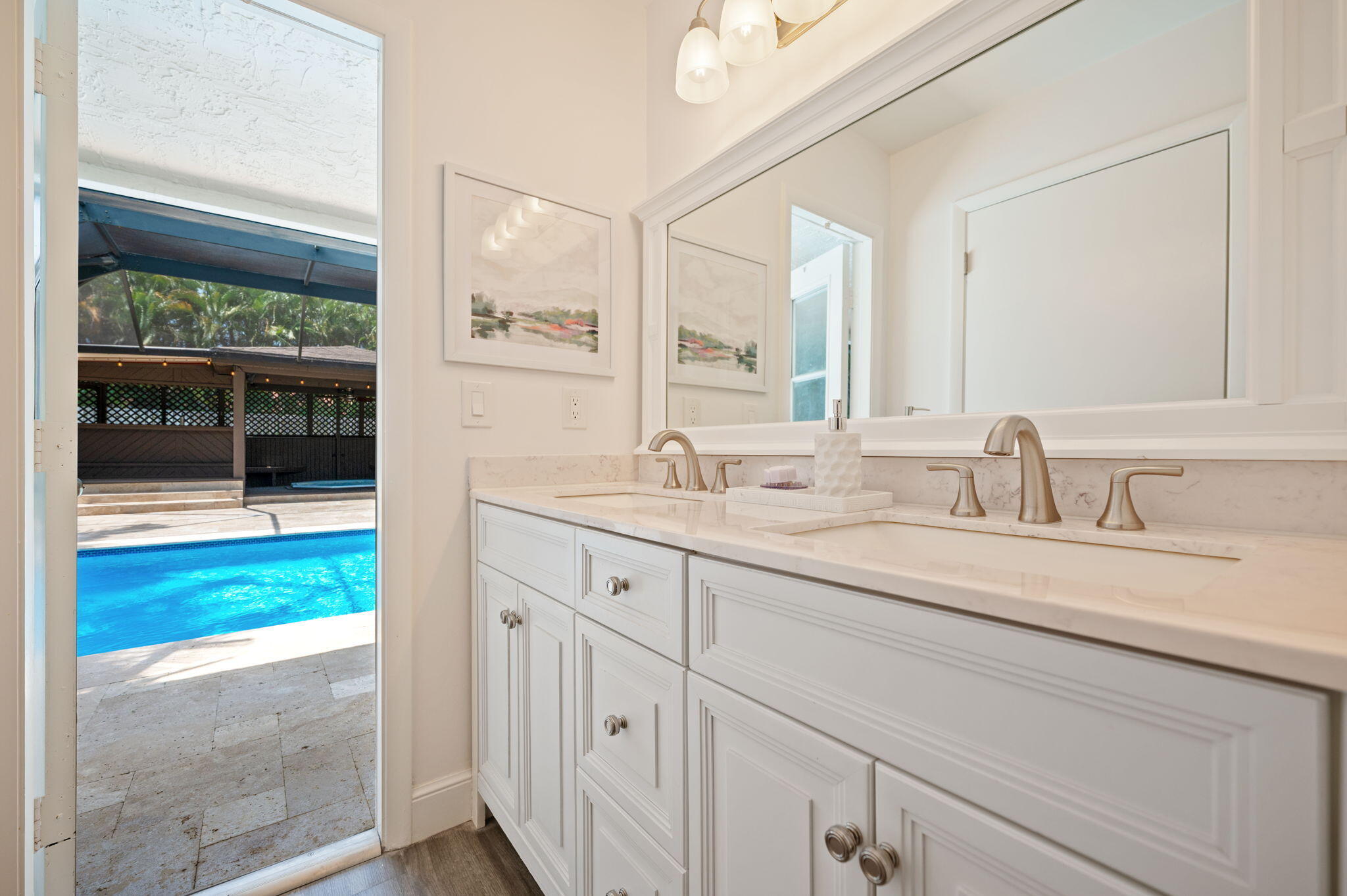 BAY WINDS 3 - Residential