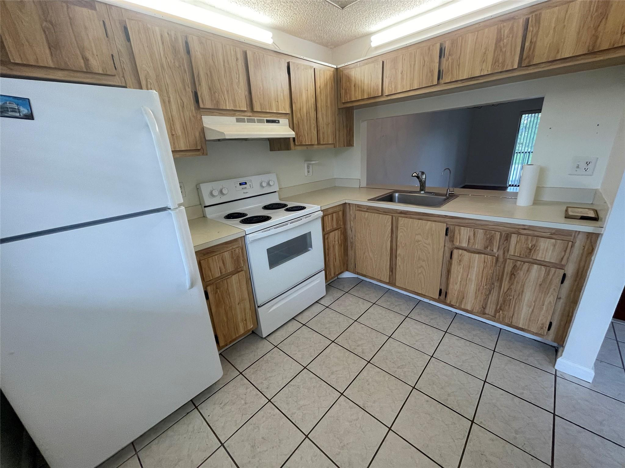 PINE LAKE THREE CONDO - Residential Lease
