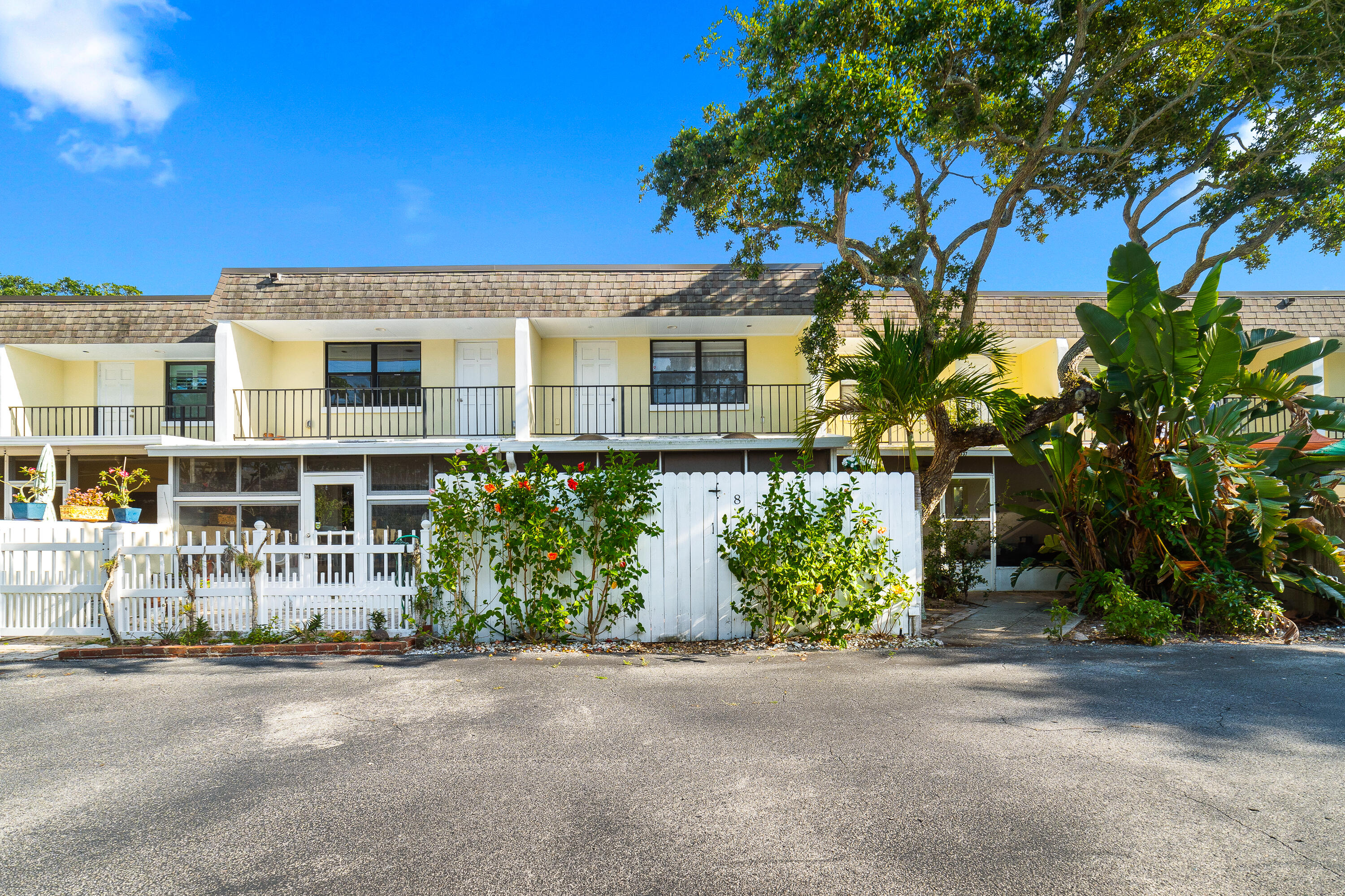 CAMELIA - Residential