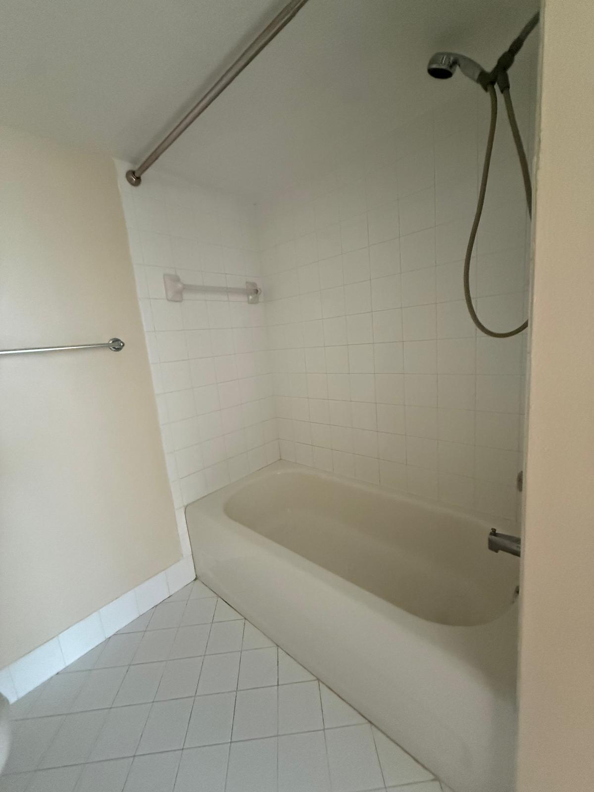 COVE AT BRIAR BAY CONDO - Residential