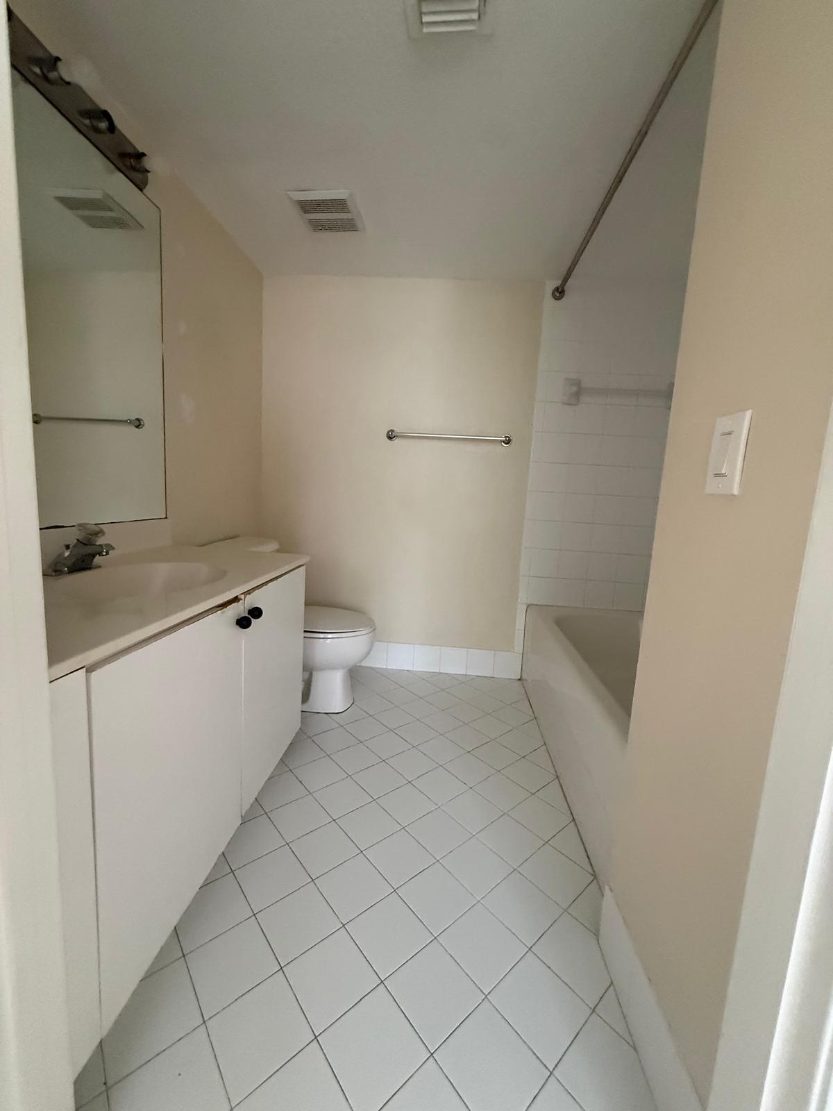 COVE AT BRIAR BAY CONDO - Residential